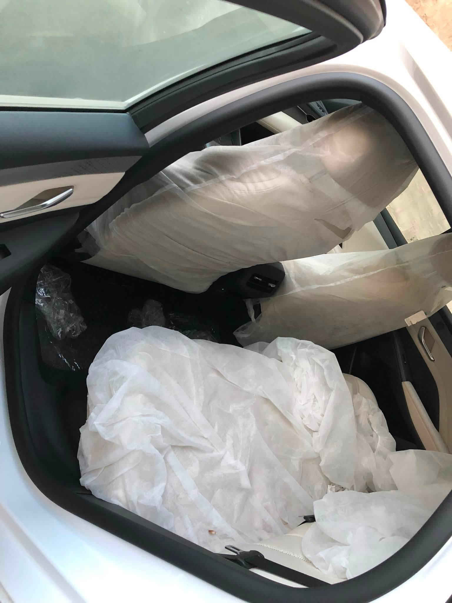 السلام عليك للبيع BYD نوع جن بلاس  صالون مديل ٢٠٢٥ السيارة بدون رقم زيرو داخل ابيض معروف مواصفات الجن بلاس السعر ٢١١٠٠  للاستفسار الاتصال على الرقم *********** بي واتساب مكان السيارة بغداد الرصافة حي البنوك
