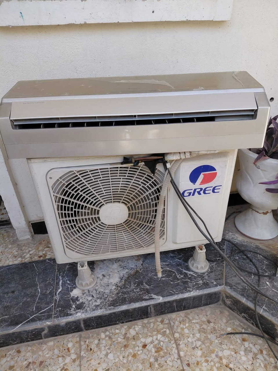 سبلت كري واحد طن نظافة فول للاتصال ***********
السعر 250مع التنصيب المكان بغداد
