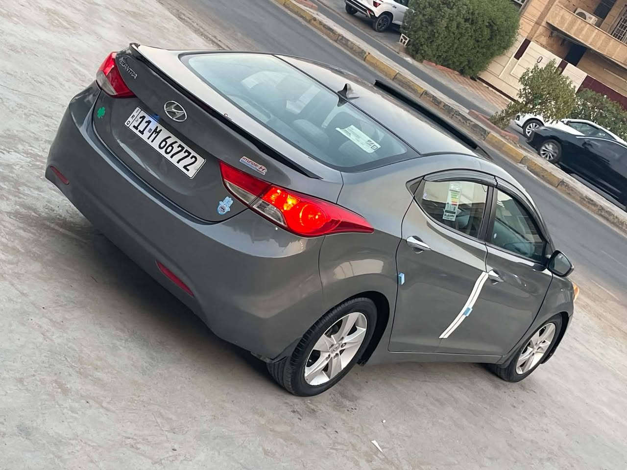 لنترا ٢٠١٣ وارد امريكي فول 
سعر ٨٨ بيهة مجال شراي 
حادثة جملغ بنيد بدون دواخل
موصفات 
فتحة سقف شاير بلمري 
تحكم ستيرن جهتين مانع نزلق 
كروس سرعة داخل لونين يدات نيكل شاشة جبيرة كامرة حساسات ويل كب ١٦ 
محرك ١٨٠٠ دوش لا تبخير ولا تنقيص
سيارة جاهزة ما بيهة اي نقص 
مكان سيارة بغداد الشعب
رقم بغداد اسمي تحويل ثاني يوم
رقمي  ***********
