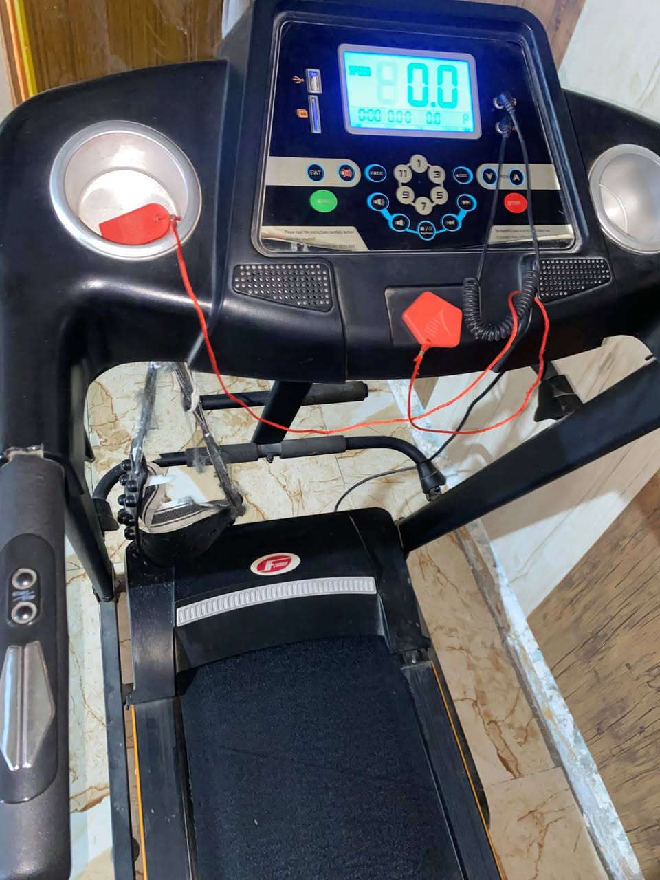 جهاز جري جديد سريع تخبل يتحمل وزن 130 وجهاز حرق الدهون البطن اشغل بي سعر 250و بي مجال 🏃 مكان بصرا شعبيه محطه القطار ***********
