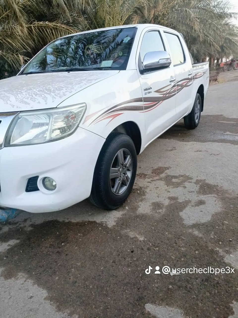 هايلوكس • ٢٠١٥ • رقم بابل