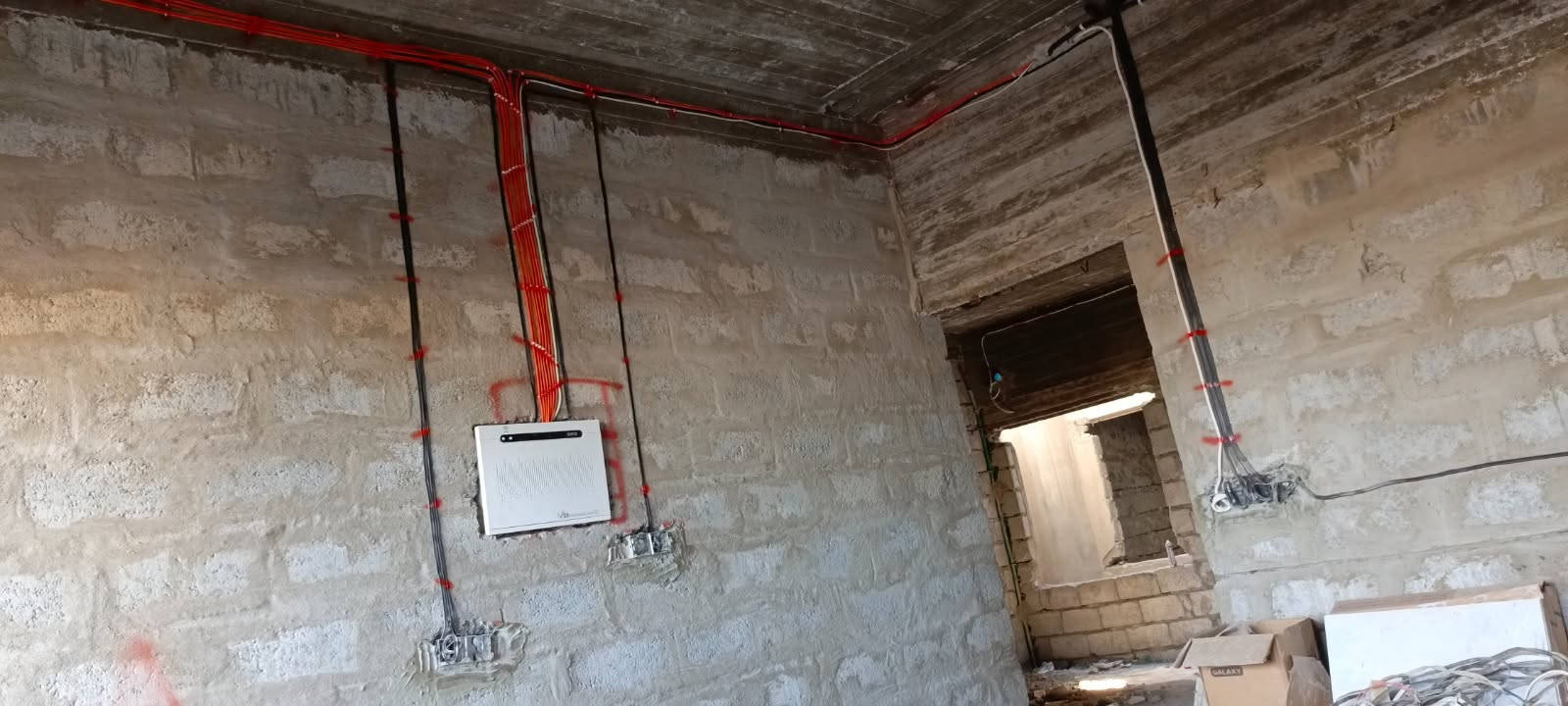 كهرباء • تأسيس بيت • حساسات حديثة