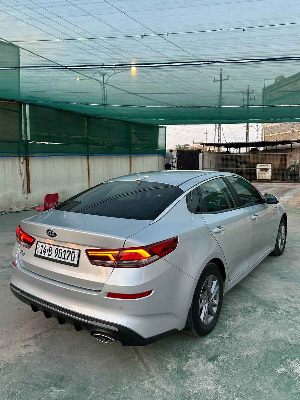 سلام عليكم 
موديل k5 2022 وارد كوري قطعه وحده بس رش الباقي كفاله السيارة جديده ما ناقصها اي شي جاهزة ماشيه 89الف 
السعر 173 وبيها مجال للشراي 
الرقم ***********
