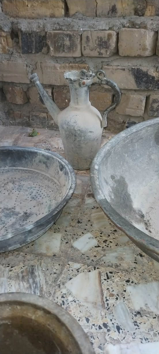 السلام عليكم ،انتيكات للبيع ،الهاون ارتفاع 30cm , العنوان بابل رقم الهاتف للاستفسار ***********
