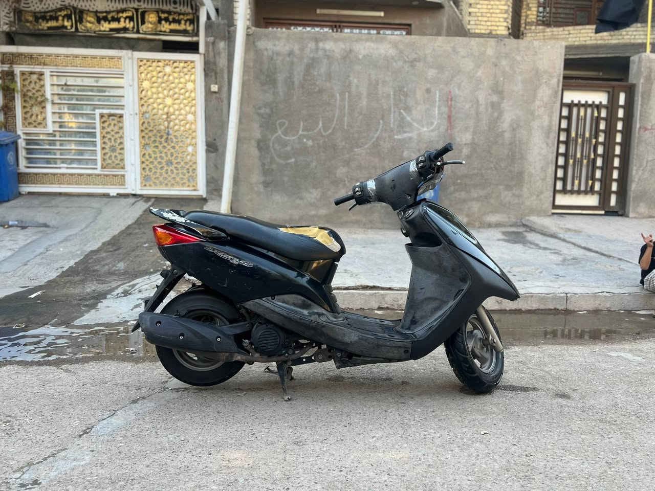 سلام عليكم متاح بريز لايت عالي الدراجه خير من الله لايت عالي ناصي بريك خلفي فقط شلعه معدل كابريتر المكان بغداد العبيدي سعر 650 
***********
