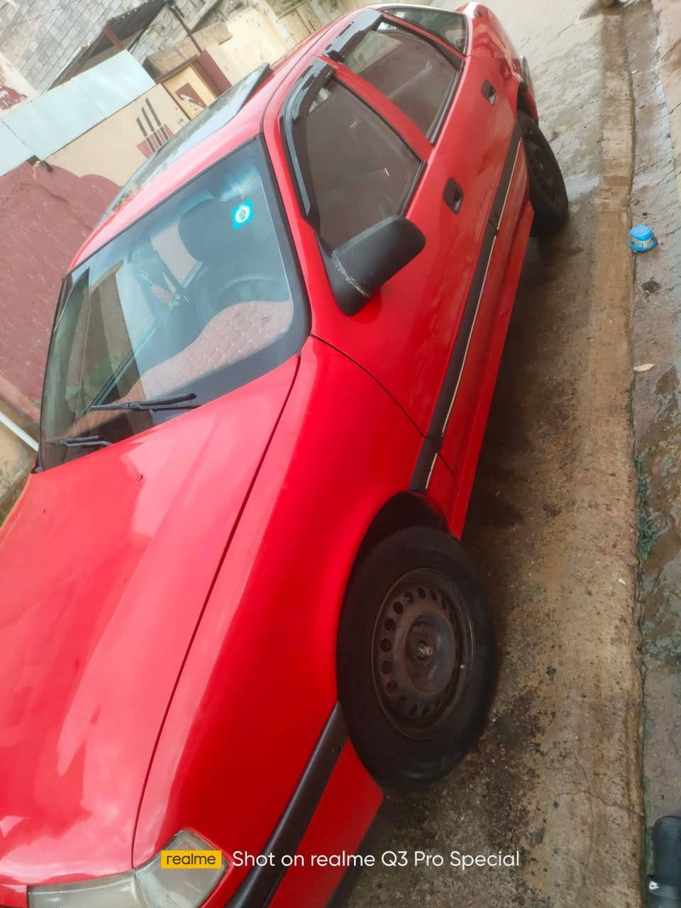 فكترا للبيع للبيع 
🚘 أوبل فكترا للبيع 

🔹 رقم نينوى — شرط التحويل والوكاله
🔹 مصبوغه عام جماليه 
🔹 حجم 2.0 
🔹 كير ومحرك شرط وخيسان
🔹 شرط بل بانزين قطاره 
🔹 شرط ال 40 لتر تمشيك 400 كيلو
🔹 السعر 38 وبيها مجال بصيط
🔹 قفل مركزي ولايت زينول 
🔹 بطاين ودشبّول نظاف وحالتها مرتبة فول

🔥 سيارة عملية  واقتصادية وجاهزة مجهزه ربع ما تصرف عليها

📩 للاستفسار والاتصال والتفاصيل راسلني خاص او واتس 
***********

نص مكتوب في الصور:
- realme Shot on realme Q3 Pro Special