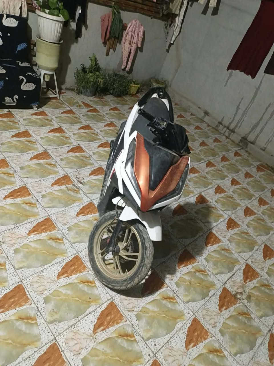 كليك • هندي • ٢٠٢٤