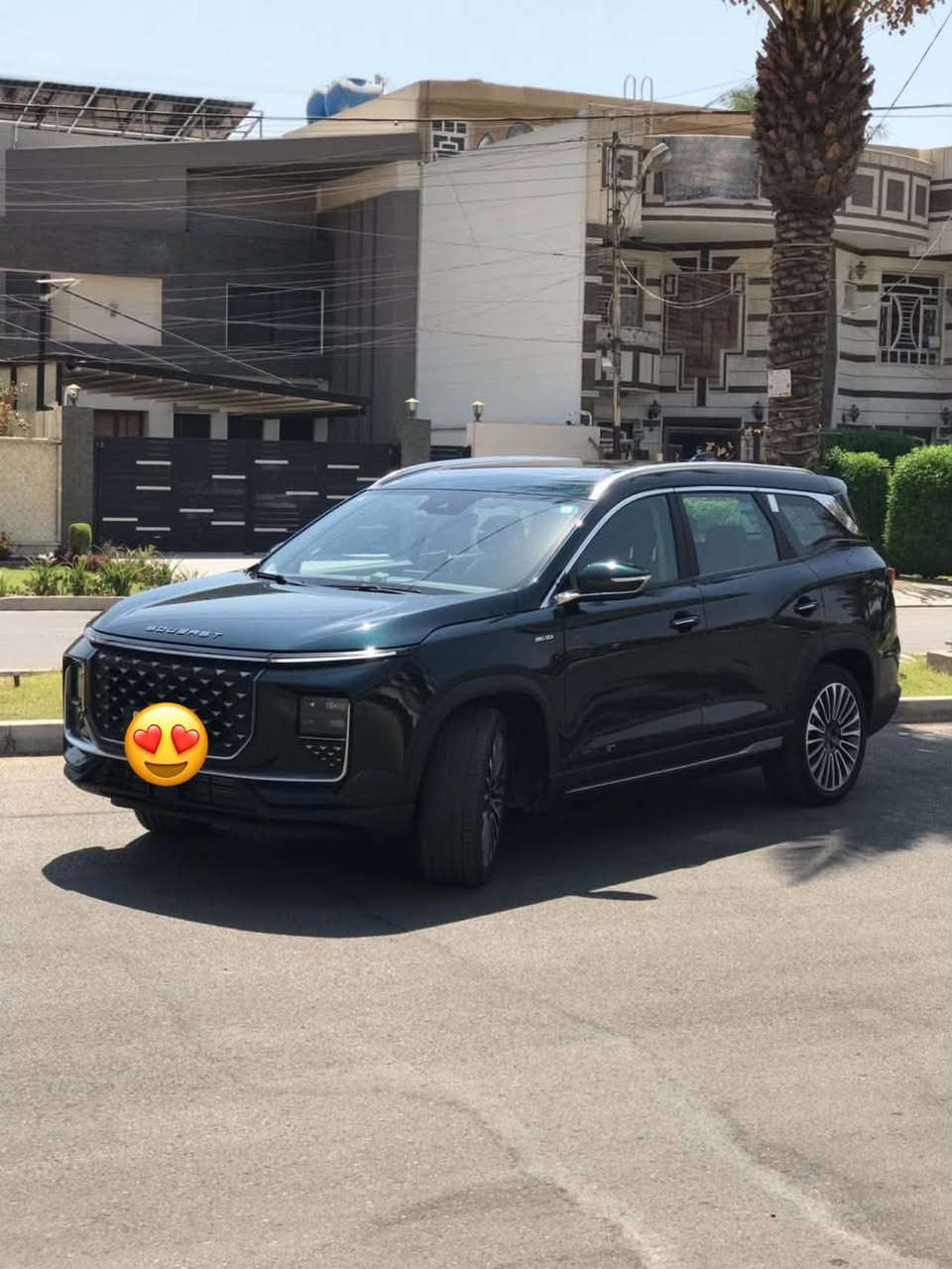 السلام عليكم سوئيست S09 2.0L LUXURYوكالة هارلم مكفوله كفاله عااامه
‎الموديل: 2026  اللكجري
‎العدد7 الاف زيرو كيلو متر
‎المحرك: 4 أسطوانات L2.0 تيربو 254 حصان حقن مباشر
‎عزم الدوران (نيوتن-م): 390
‎ناقل الحركة: اوتوماتيكي دبل كلاتش من 7 سرعات
‎استهلاك الوقود: 8.1 لتر لكل 100 كم

‎الضمان الأساسي: 6 سنوات أو 200,000 كم (أيهما أولا)
‎ضمان المحرك: 10 سنوات أو 1،000،000 كم (أيهما أولا / للمالك الأول)

‎المواصفات:
‎*عدد صفوف المقاعد 3 (7 ركاب)
‎*إطارات قياس 20 إنچ
‎*فتحة سقف بانوراما 1.1م
‎*شاشة عرض ترفيهية قياس 15.6 إنچ
‎*شاشة عدادات رقمية قياس 10.25 إنچ
‎*كاميرات محيطية 540 درجة
‎*حساسات أمامية
‎*حساسات خلفية
‎* مثبت سرعة مع رادار تفاعلي
‎*نظام مراقبة النقطة العمياء
‎* نظام المساعدة للبقاء في المسار
‎*نظام الكبح التلقائي في حالة الطوارئ
‎*نظام تحذير الاصطدام الامامي والخلفي
‎*نظام القيادة شبه الذاتية
‎*نظام تحذير مغادرة المسار
‎*نظام التحكم بنزول المنحدرات
‎*نظام الفرامل الأوتوماتيكي Autohold
‎*نظام ابل كار بلاي واندرويد أوتو لاسلكي
‎*نظام صوتي متطور من 8 سماعات عالية الجودة
‎* نظام اوامر و تحكم صوتي
‎*مقصورة الركاب من الجلد الفاخر
‎*مقعد السائق والراكب كهربائي
‎*مقاعد السائق والراكب مدفئة
‎*مقعد السائق والراكب مبرده
‎*إنارة محيطية
‎*إنارة ترحيبية
‎*عتبات الأبواب مضيئة
‎*مصابيح أمامية أوتوماتيكية LED مع مصابيح نهارية
‎*صندوق كهربائي
‎*نظام التحكم الذكي بالإنارة العالية
‎*المرايا الجانبية قابلة للطي كهربائياً ومدفئة
‎*نظام تكييف ثلاثي المناطق مع تحكم مستقل للمقاعد الخلفية
‎*فتحات مكيف هواء مستقل للصف الثاني والثالث
‎*فلتر تنقية الهواء (N95)
‎* نظام تنقية الهواء PM2.5 مع شاشة
‎*دخول ذكي (بصمة)
‎*تشغيل عن بعد
‎*خاصية إغلاق الشبابيك وفتحة السقف عن بعد
‎*شاحن هاتف لاسلكي سريع
‎*ماسحات الزجاج الامامي مع حساس للمطر
‎*مسند الذراع الوسطي مع ثلاجة
‎*وضعيات قيادة متعددة
‎*نظام مراقبة ضغط الاطارات
‎*وسائد هوائية امامية وجانبية عدد 6
العنوان بغداد البياع تحويل مباشر حره السعر 30 مليون دينار عراقي مستعجل ع البيع ***********/***********
