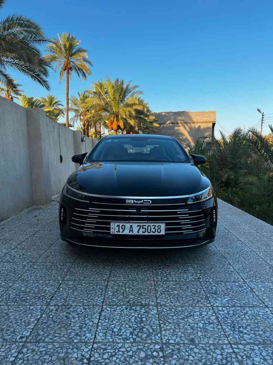 دستروير  2025 لون اسود المميز   بيها صبغ جاملغ خلفي والجنطة اثر طخه
السعر 18500
ماشية 29 الف كم
نظيفه وجديدة بدون اي شخوط 
مكاني كربلاء 
***********
