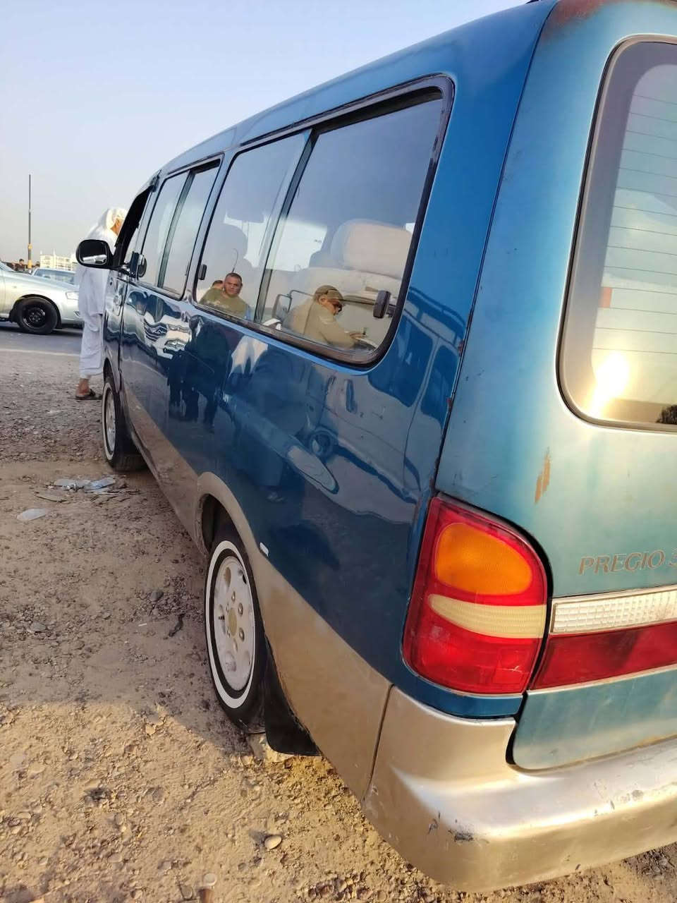 التفاصيل داخل المنشور

نص مكتوب في الصور:
- (( كروب كيا بريجو منغولي )) مجموعة عامة السلام عليكم اخوان اني مكلف بلنشر بريجو م 2000 سنويه ال 27 شهر الثاني مكينه لاتنقيص ولا تبخير شواصي كهربائيات كله خير من الله تخم تاير بيه السياره مكفوله وبوجهك للشغل مكانه بعقوبه الرحمه هاذا رقم صاحبه ***********