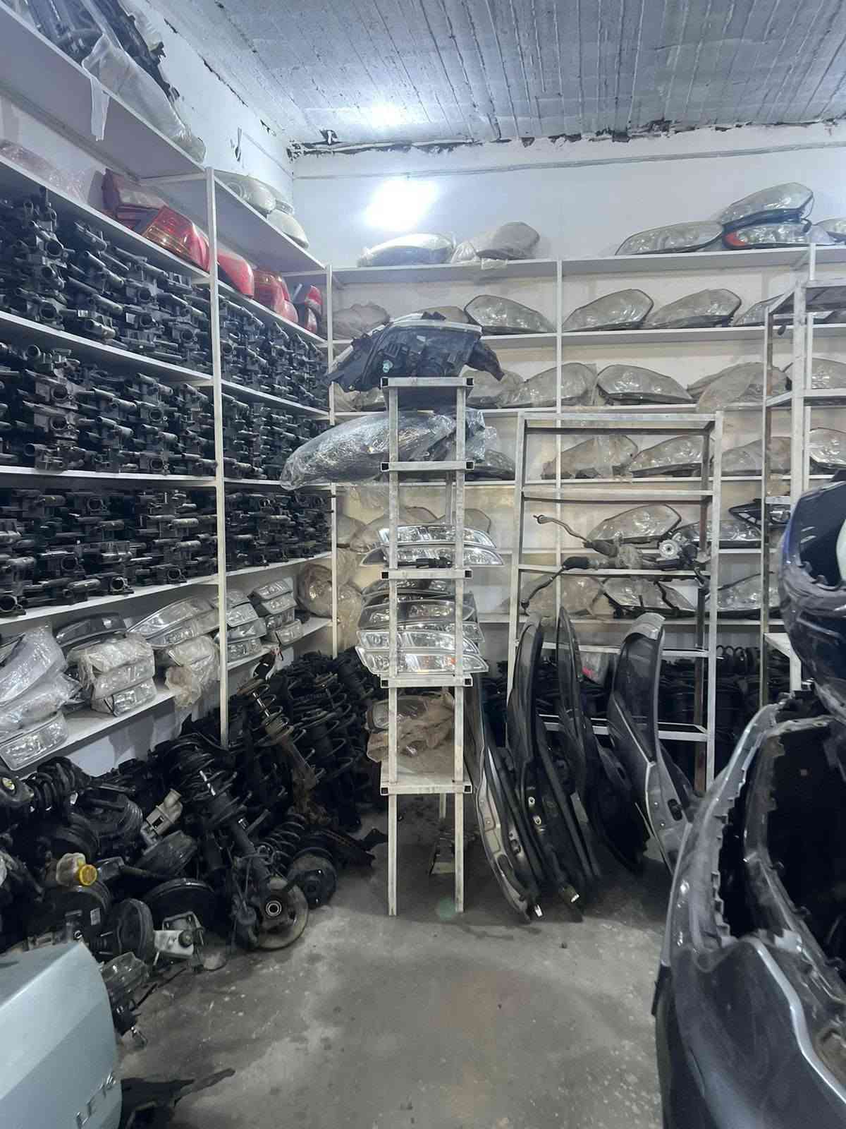 قطع غيار رينو • سافران فلونس كوليوس • توصيل محافظات