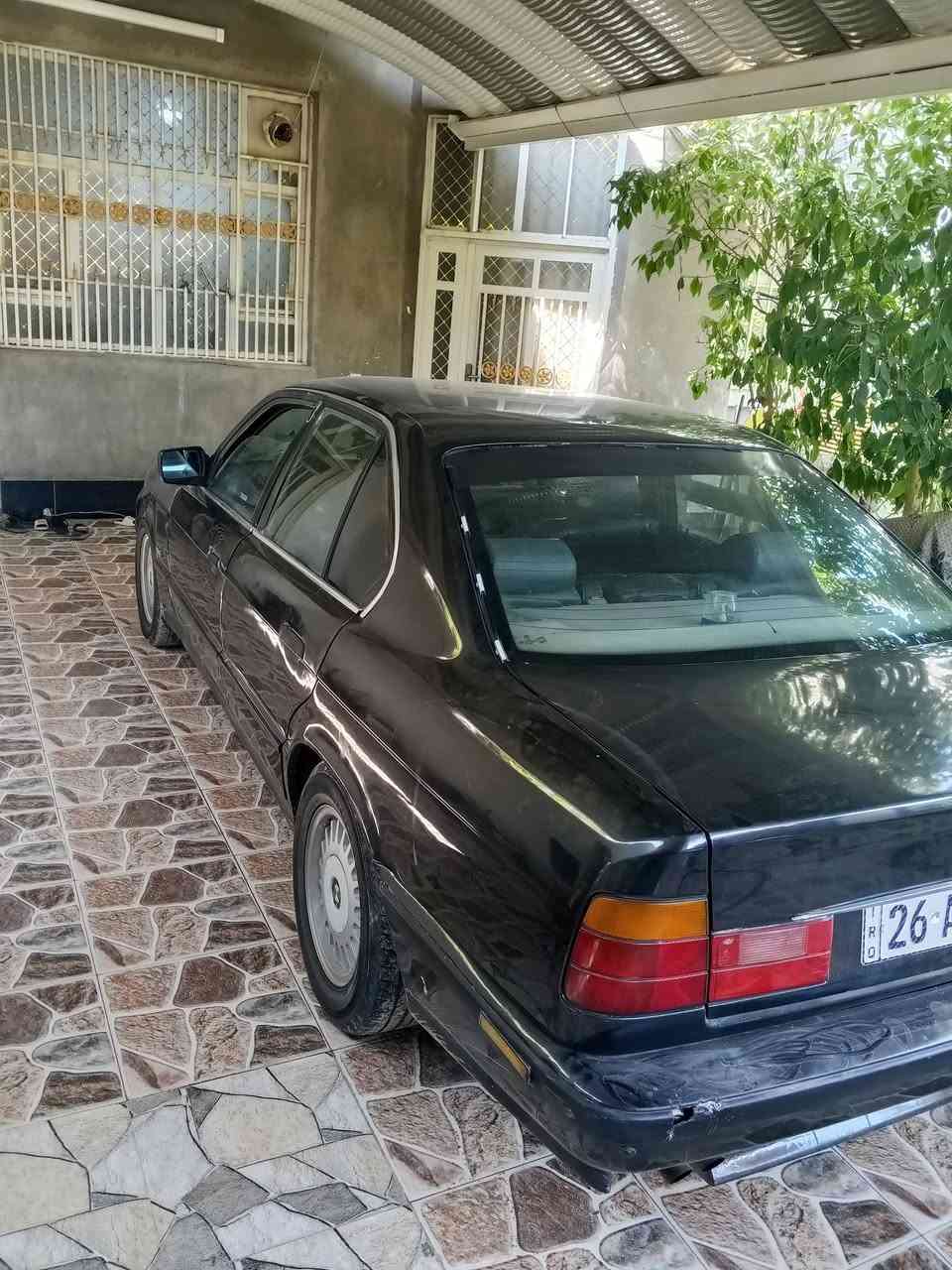 سلام عليكم أبي ام للبيع رقم صلاح الدين بسمي موديل 89محوره محرك بطه 2500 تخم تاير تبريده نقص غاز سياره خير من الله السعر 38وبيه مجال *********** /***********
