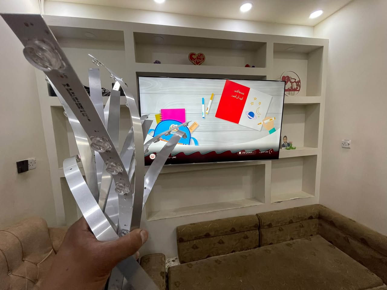 صيانة في محافظة كربلاء لشاشه SlNON حجم 65 نظام 4K تبديل لدات اصليه مع ضمان صيانه *********** 
 ✳️تصليح شاشات  Samsung _LG _TCL 
✳️بنل اصلي 100% ضمان 6 اشهر صيانة
✳️تصليح شاشات SHOWNIC_SHINON_DEKO_AZARA_SHARK_LGNANO_SHARP_ GENERAL_ AI Wadi  
✳️ تصليح لدات وكارتات اصليه 100% مع ضمان صيانة 6 اشهر فعلية 
✳️✳️شاشة طفت؟ الإضاءة راحت؟ الصوت اختفت صيانتها يمي 
✳️تصليح كارتات كافة أنواع البلازمات مع ضمان صيانة 
✳️متوفره صيانة موقعية 
✳️ خدمة استلام وتسليم متوفرة
موقعنا📍بغداد/الامين الثانية/قرب جامع المحسن 
 للتواصل / ***********

*********** #بغداد #بعداد_الجديدة #البلديات #العراق #بغداد_العراق #البلديات #زيونة #كراده #المنصور #اليرموك #LG #مجمع #مجمع_بوابة_العراق #SAMSUING #الامين_الثانية #تصليح #صيانة #اكسبلور #الشعب_العراقي #الشعب_الصيني_ماله_حل #الامين_الثانية

