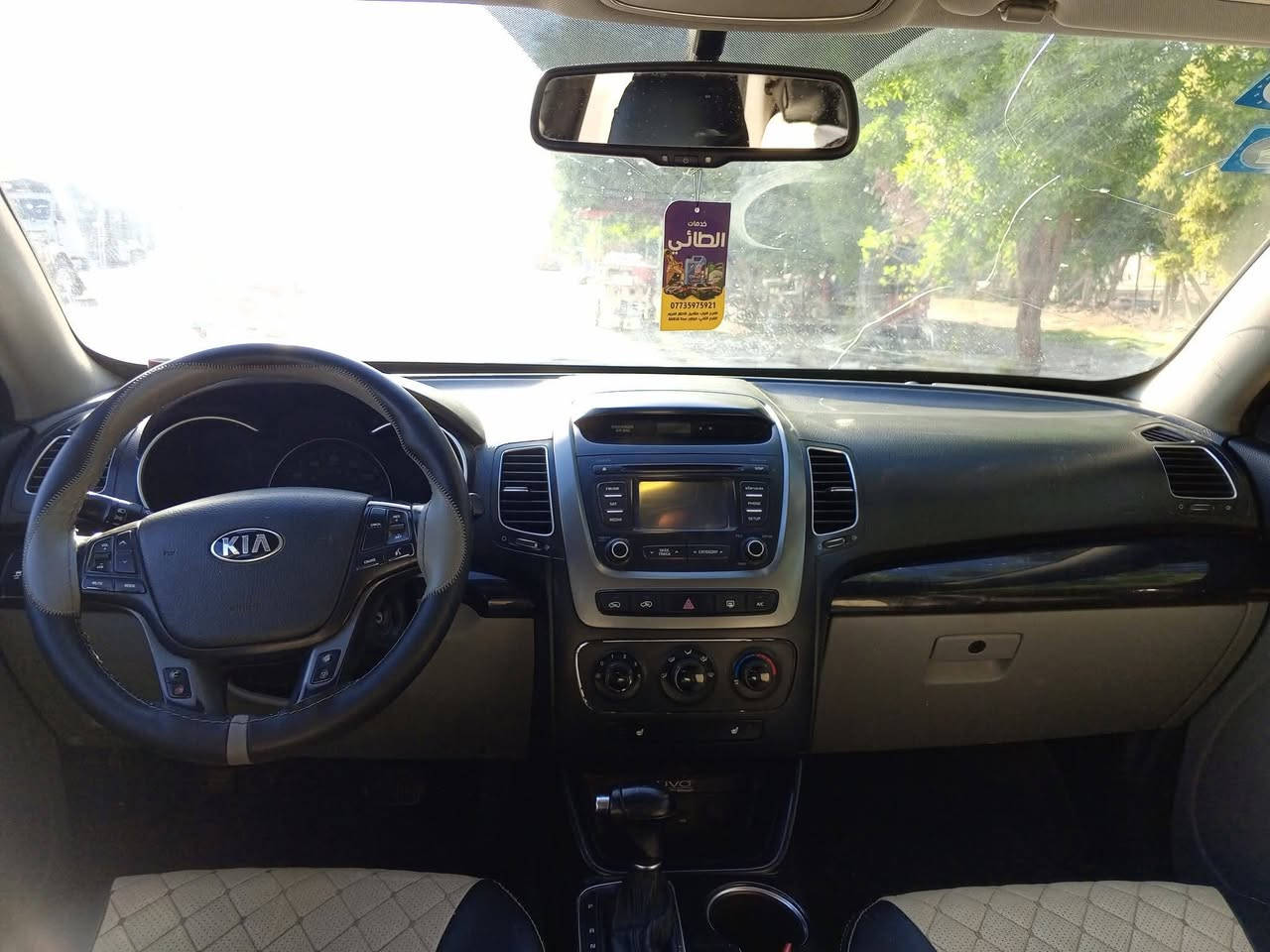 السلام عليكم
سورنتو موديل 2015 وارد امريكي 
سعر 130وبيه مجال ***********
ابو موسى
