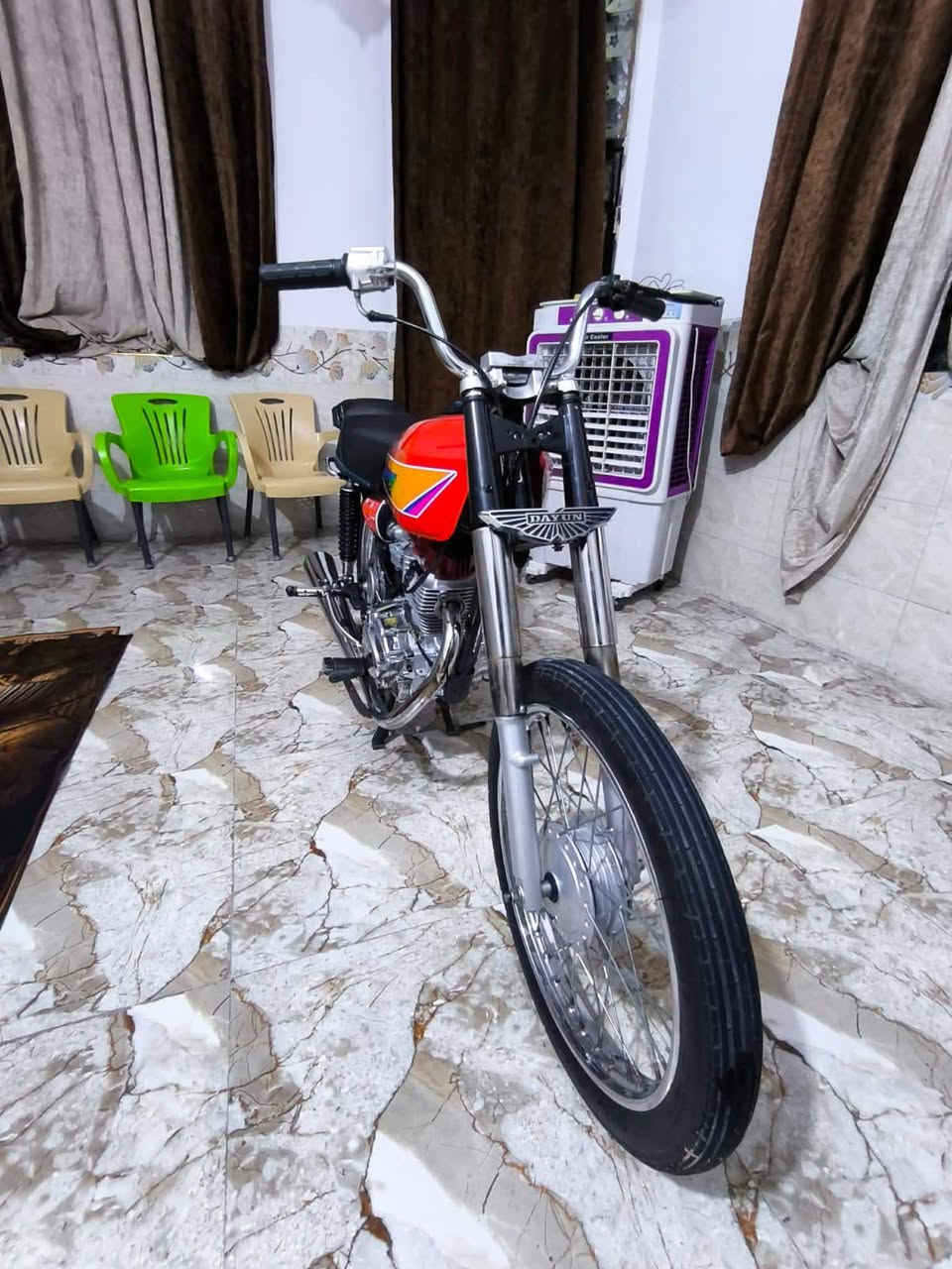 سلام عليكم  دراجه نامه شلامجه اصلي مكينه تيربو تعمير 26 وشاصي 25 شلامجه اصلي اوراق سكنر السعر 675 وبيه مجال قليل مكاني الحله ابوو غرق الوسفيه الرقم ***********
