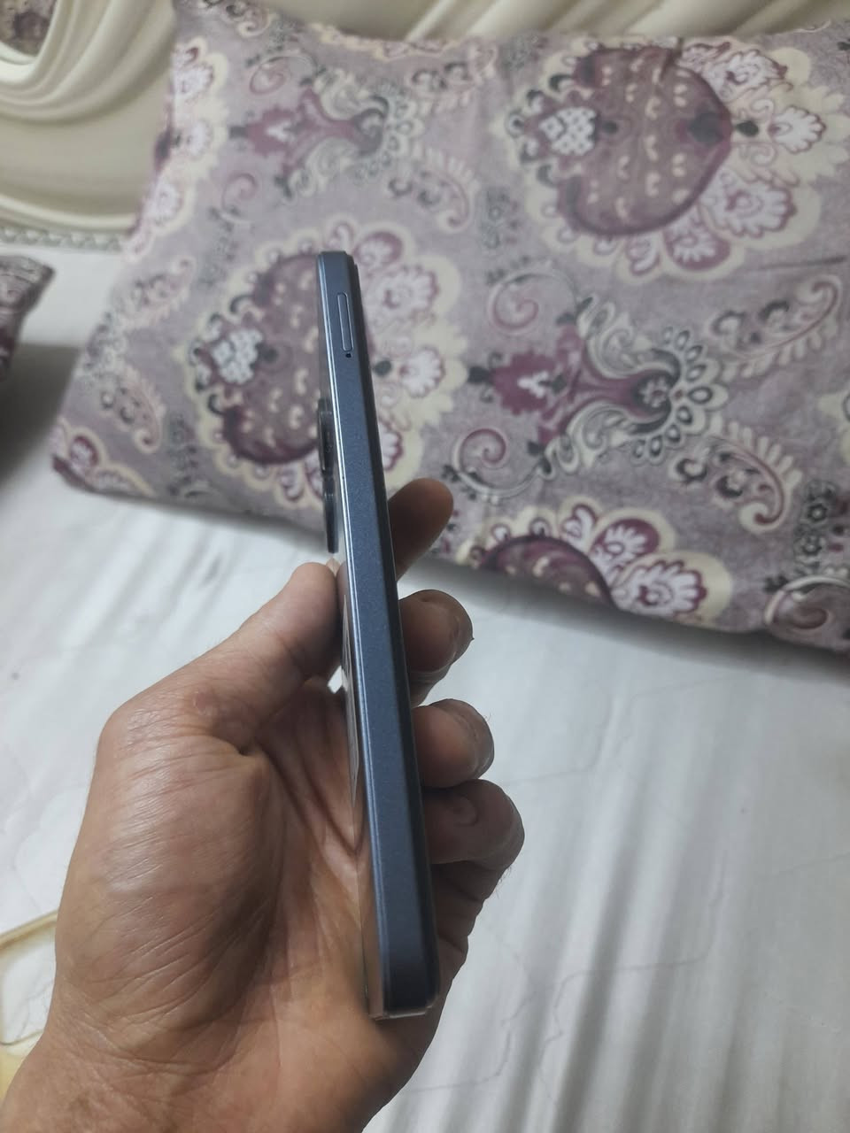 تكنو سبارك • ٦٤ • مغلف