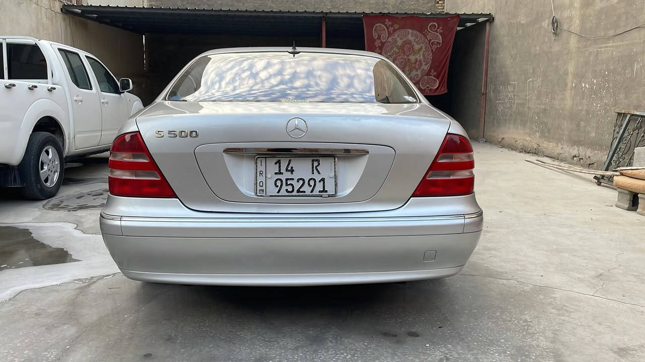 مرسيدس s500
مديل 2002
بيه قطعه كلير وصبغ صندوك
ماشيه 140 وقابل للزياده 
رقم بصره بسمي
١٤٠ بيه مجال 
الاتصال ***********
