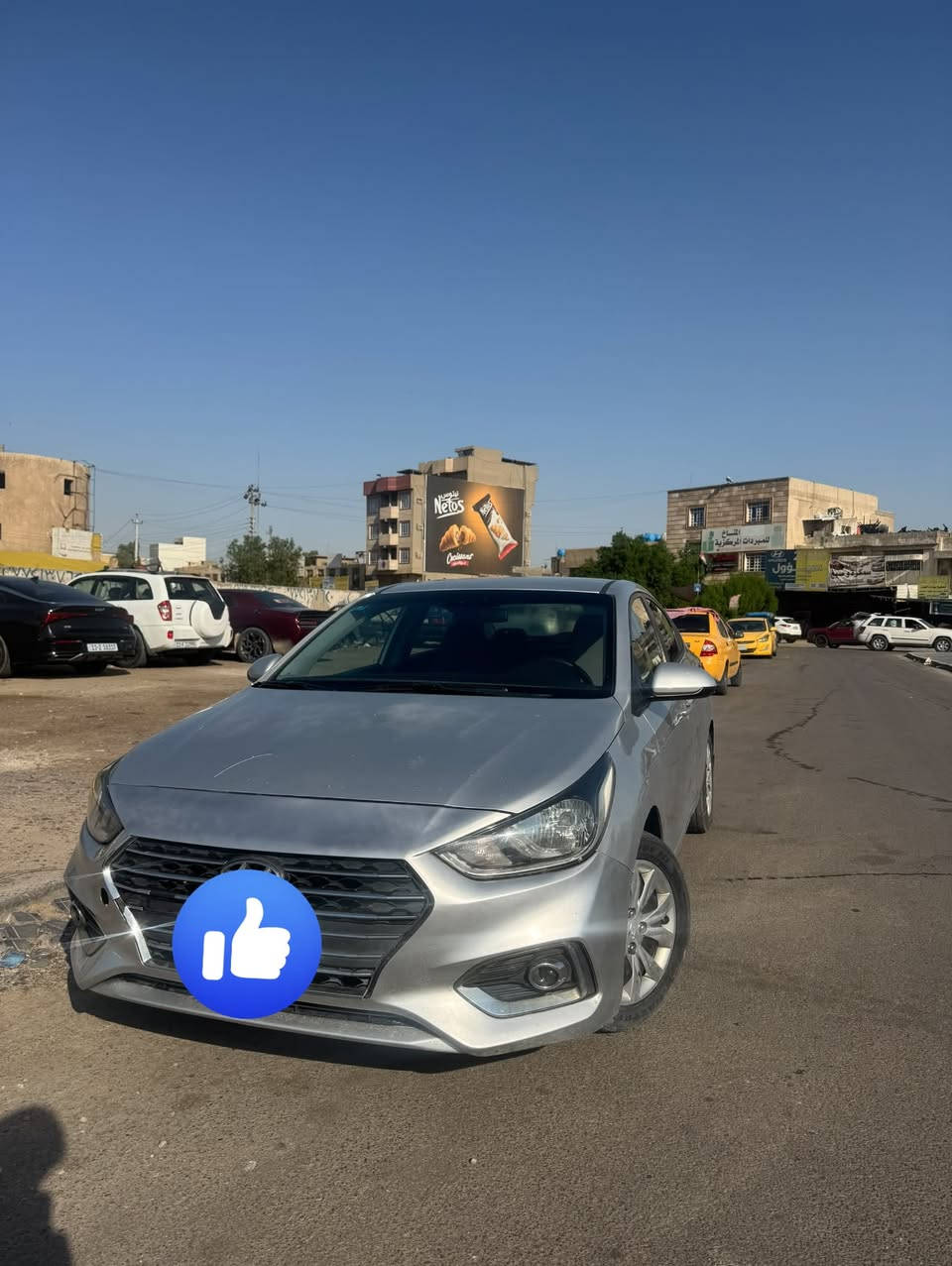 السلام وعليكم اكسنت 2019 للبيع امريكي حادثها جاملغ وهنا صار بيها طخطخات ابيع حزام سيارة مكينة جديدة تبريد كلة جديد ثلج تبريدها اي نقص مابيها صدرها كلة جديد السيارة كلش حلوة بيها بس النمرة الخامسة بيها طبة ماعرف شنو وباقي التفاصيل معروفة 
رايدها ب90 وبيها مجال مكاني الحرية ساحة عدن مقابيل مطحنة الجلبي
***********
