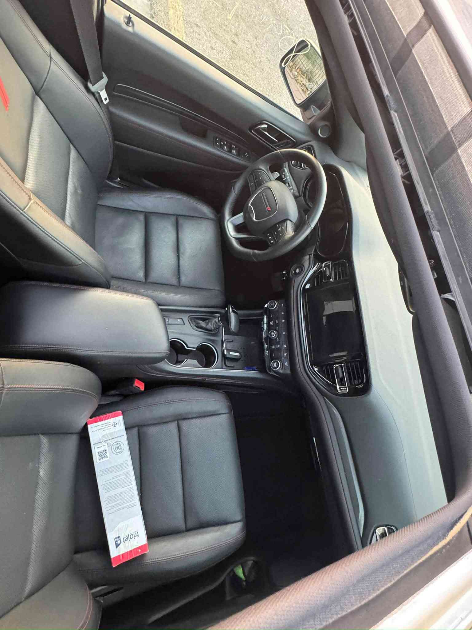 2025 DODGE DURANGO GT BLUE 

✨  جديد ..كلين … زيرو .. (Special Order) 1/1

❗️رادار خلفي و امامي . حساس خلفي امامي 
❗️سيستم صوت harman  13 سماعة 
❗️فتحة سقف • تشغيل عن بعد 
❗️مرايات كهربائية•جنطة كهربائي شفط• كشنات كهربائي 

📍 المكان: النجف الأشرف
💰 السعر: 350 💵

📞 للاتصال والاستفسار: ***********

نص مكتوب في الصور:
- 80340955