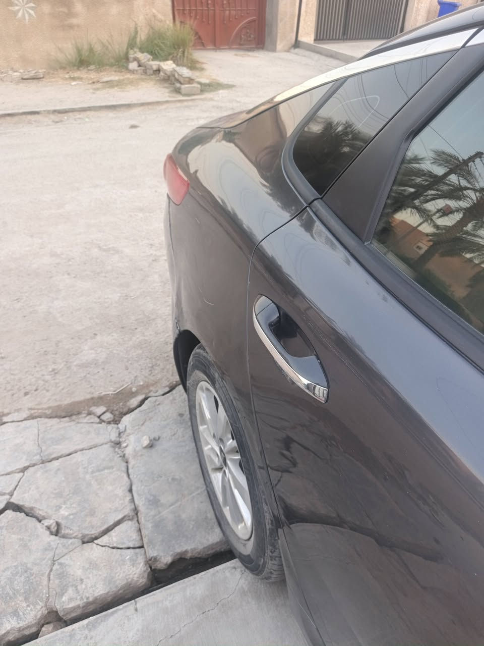 اوبتما أمريكي
المديل ١٧ 
مكينه ٢٤٠٠ GDi
مكينه كير جيد جدا 
تبريد. شغال ثلج ❄⛄
سياره بيها حادث امامي من أمريكا صور موجوده
صدرها ٦٠ ٪ بالميه عدا دبلات امامي خلفي قبل ٤ أشهر مبدلهن 
أي أعطال بالشاشه ماكو 
آذان جوه باتري تعبانه 
بيها طعجات خفيفه صورتها واضحه 
نصبتها حلوه 
مسوي ادامه تبديل راديتر تبريد 
وتبديل راديتر الماء 
كشرها كدامكم هاي صور اليوم والافضل تجي وشوف بعينك
بيها بعض طعجات مصورها 
سياره رقم. اربيل 
باسمي سنويا لحد ٢٠٣٠ 
تحويل  ثاني يوم ☀
السعر ١٠٥ بيها مجال
مكاني بغداد العامريه
رقم هاتف 📞 *********** متواجد ايضا واتساب
