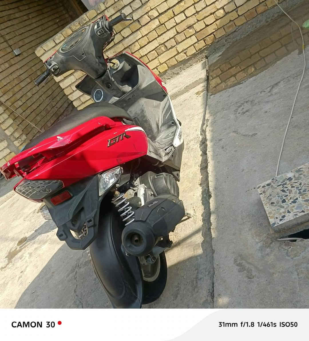 دراجه جيتي ار مكفوله ما عده بجم مصبوغ لجماليه سعر خاص***********

نص مكتوب في الصور:
- CAMON 30  31mm f/1.8 1/365s ISO50
- CAMON 30  31mm f/1.8 1/807s ISO53
- CAMON 30 • 31mm f/1.8 1/368s ISO50
- CAMON 30 31mm f/1.8 1/461s ISO50