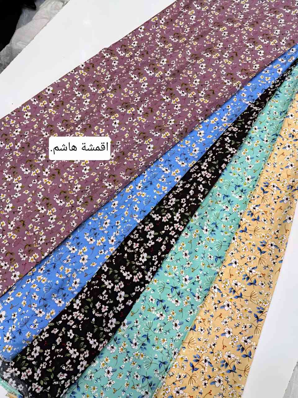 🌹الئ زبائننا الكرام🌹 كشمير زيتي نكليزي الخامه الثقيل  🌹 موديلات جديده روعه. سعر.القطعه مترين ونص ب(٦٠٠٠).الف 
العنوان/الامين الثانيه.سوق الشهداء Movie Moodالجديد(أول فرع)قرب صياغة السجاد.🌻 توجد خدمت توصيل جميع محافظات العراق🚕.الاستفسار واتساب.***********
