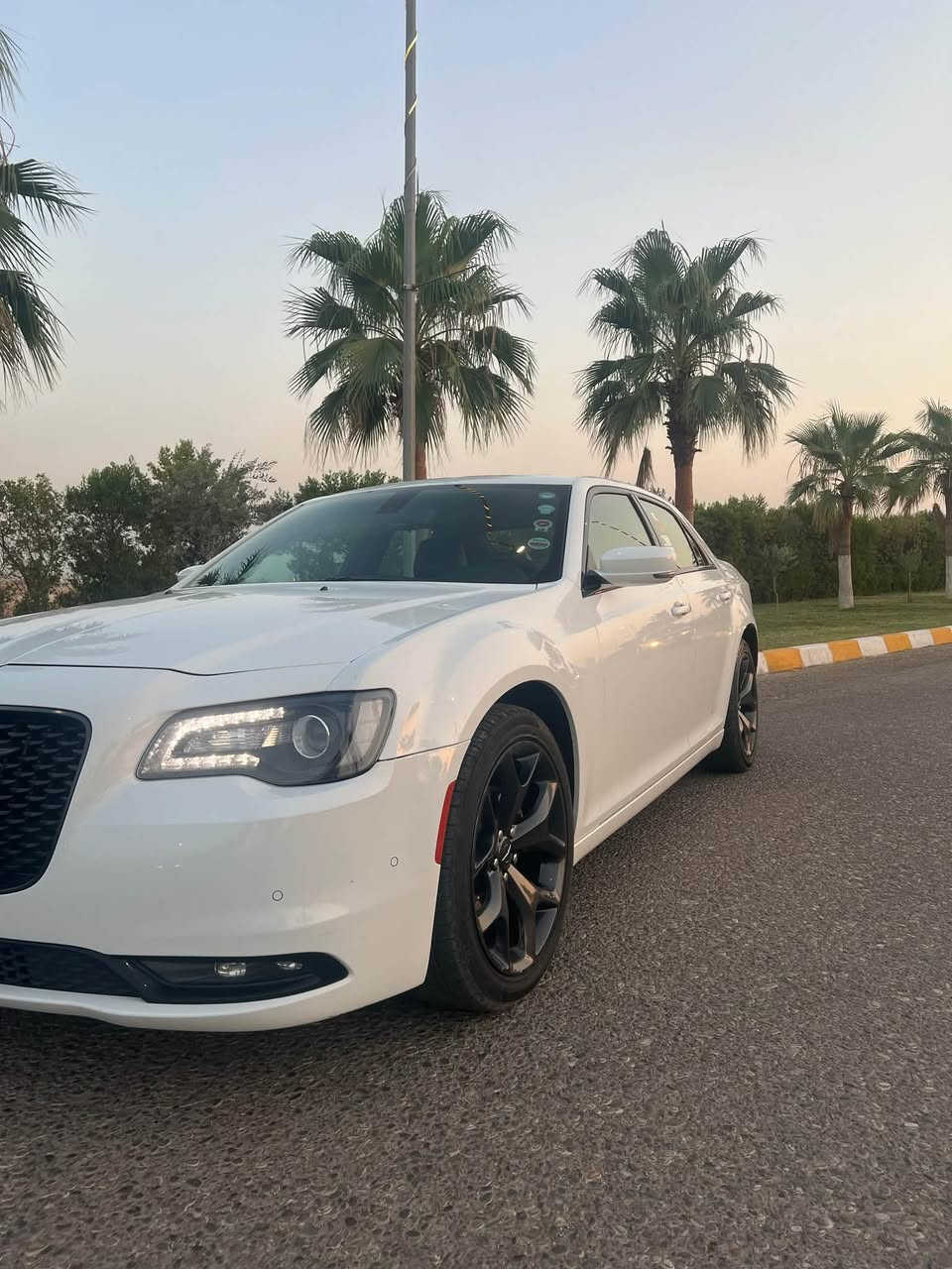 السلام عليكم 

للبيع اوباما S300 2023 فول مواصفات 
امريكي : كلين تايتل 
ماشيه : 54 mli
رقم اربيل (تحويل مباشر )

رقم الشاصي : 2C3CCABG6PH628255

السعر :355 $ مجال بسيط 

مكان :كركوك  

التواصل : ***********
