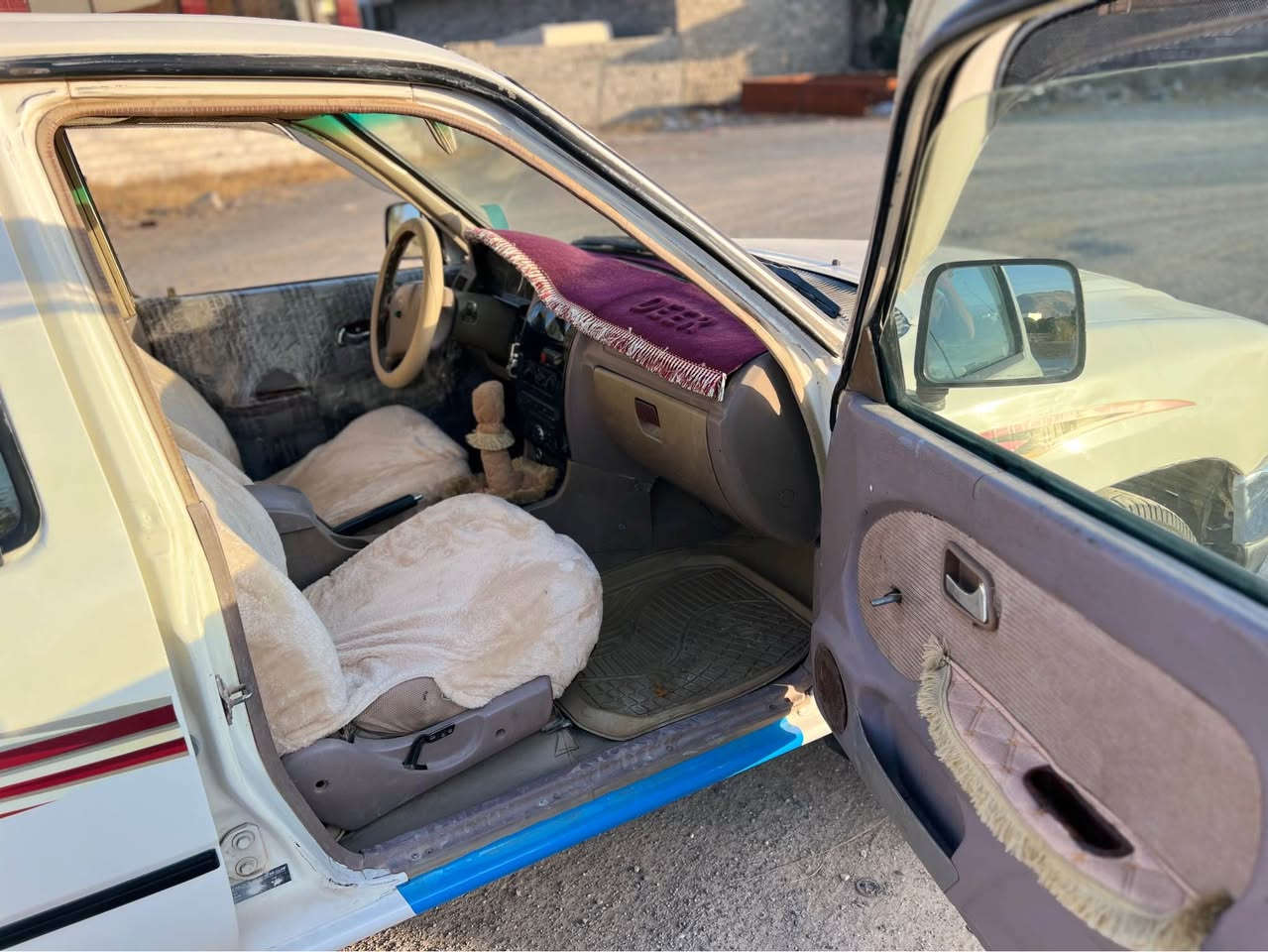 پیکاب دێر ٢٠٠٦ دەشبول مەرزیە مەنەفێست ئەسڵی گێڕ و مەکینە و ئەکسل و توندوتۆڵی بەشەرت سعر ٣٣ معامەلەی کەم جوابی نامە ناردەمەوە لەگرڵ ڕێزم پەیوەندی بکە *********** رانية, السليمانية
