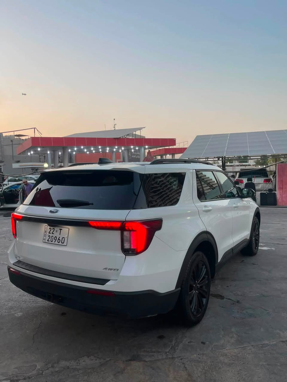 مگلف بلنشر
Ford Exblorer STline 4V turbo
مواصفات السياره : غنيه عن التعريف مواصفاتها معروفها
بنوراما 
5 كامره 360* درجه
بصمه ، تشغيل عن بعد
عداد دجيتال ، انضمات قياده
كشنات تدفئ 
كشنات جلد 
فورويل 
ماشية 39 الف كيلو متر 
يعني 24 الف ميل وشوية
مواصفاتها معروفه الـ ST line
حادثها : جاملغ مبدل بلادي ونص باب صبغ 
صور حادث مع الصور 👇🏻👇🏻
للتواصل :
السعر 335$

***********☎️
***********☎️ 
#اربيل
#بغداد
#موصل
