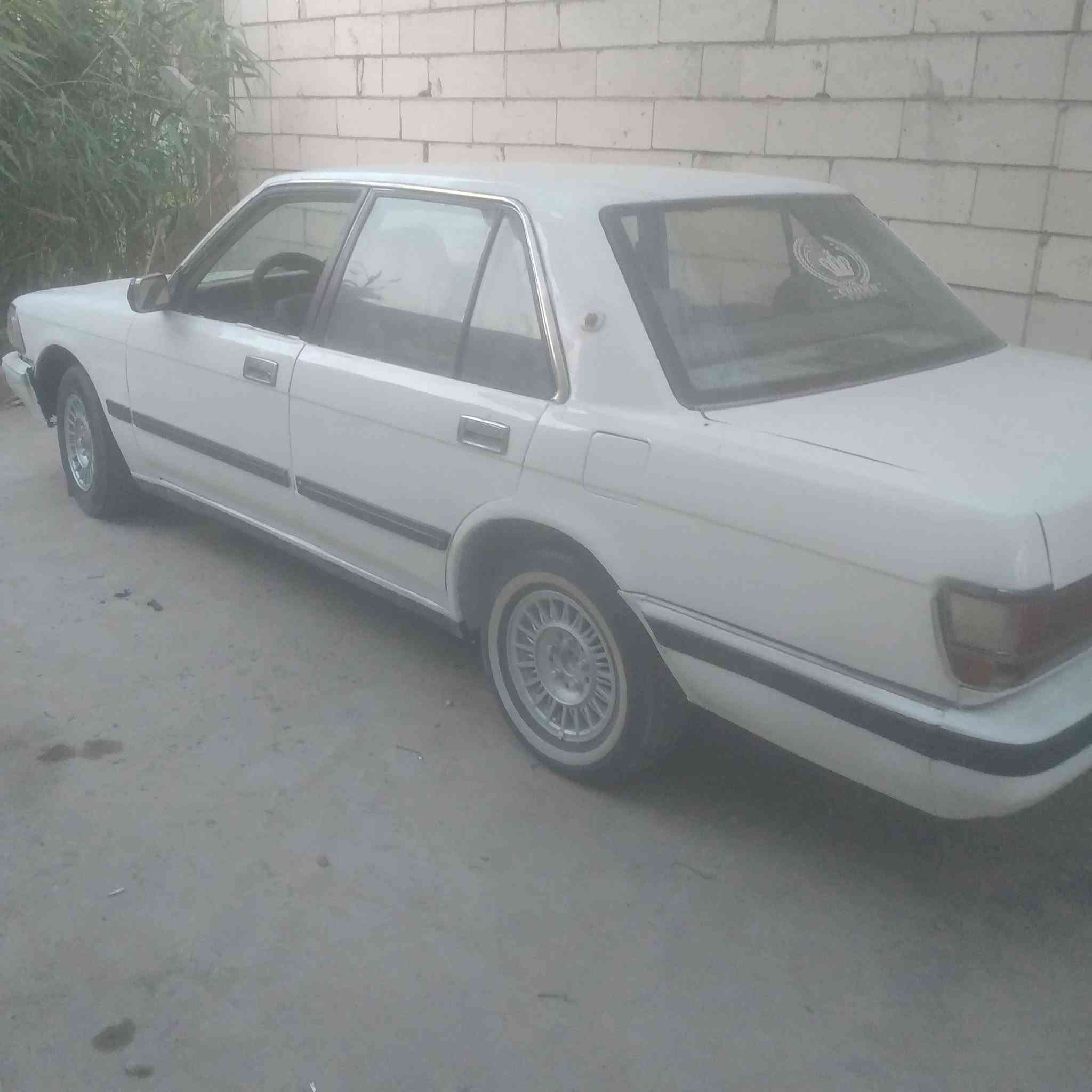 سيدان ٩٠ للبيع المكان سوق الشيوخ  الستفسارعلى هاذالرقم ***********
