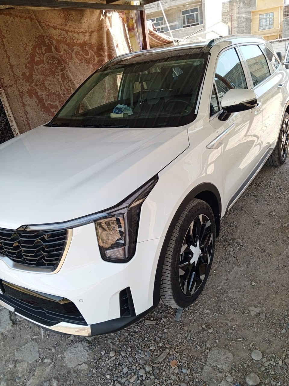السلام عليكم سورنتو موديل2025 رقم أربيل سيارة ماشية11الف مكاني بغداد الراشدية السعر 325$ وبيهة مجال  رقم المبايل للتواصل*********** مكلف بالنشر
