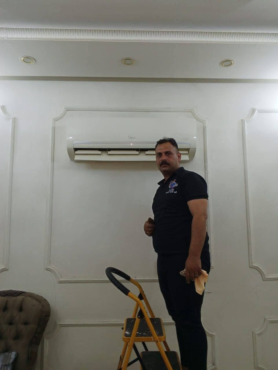 ورشة عالم التبريد للتكيف
المتنقلة يعني شغلك يخلص بيتك 
⁦🛠️⁩🔧نصب سبالت ❄️ 
غسل وادامه 
شحن غاز ⁩⁦ 
تأسيس بواري دفن 
الهاتف 📞 ***********
🔧نصب و صيانة جميع أنواع السبالت و بكل دقه بالعمل⁦ 
                     
      كوادرنا متنقله🚛 نصلك أين ماتكون
                  
(دقة_ضمان _اخلاص)في العمل
                    
⁦☎️⁩للتواصل والاتص***********
