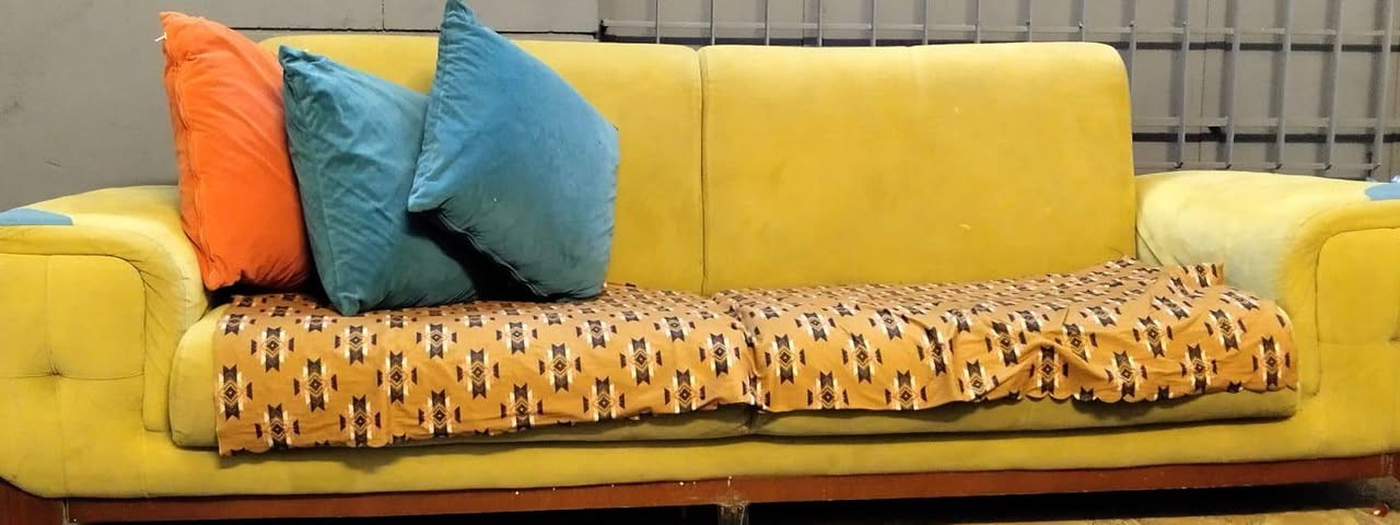 تركي قلاب سعر ٣٠٠ مكانه بغداد حي الجامعة
***********
