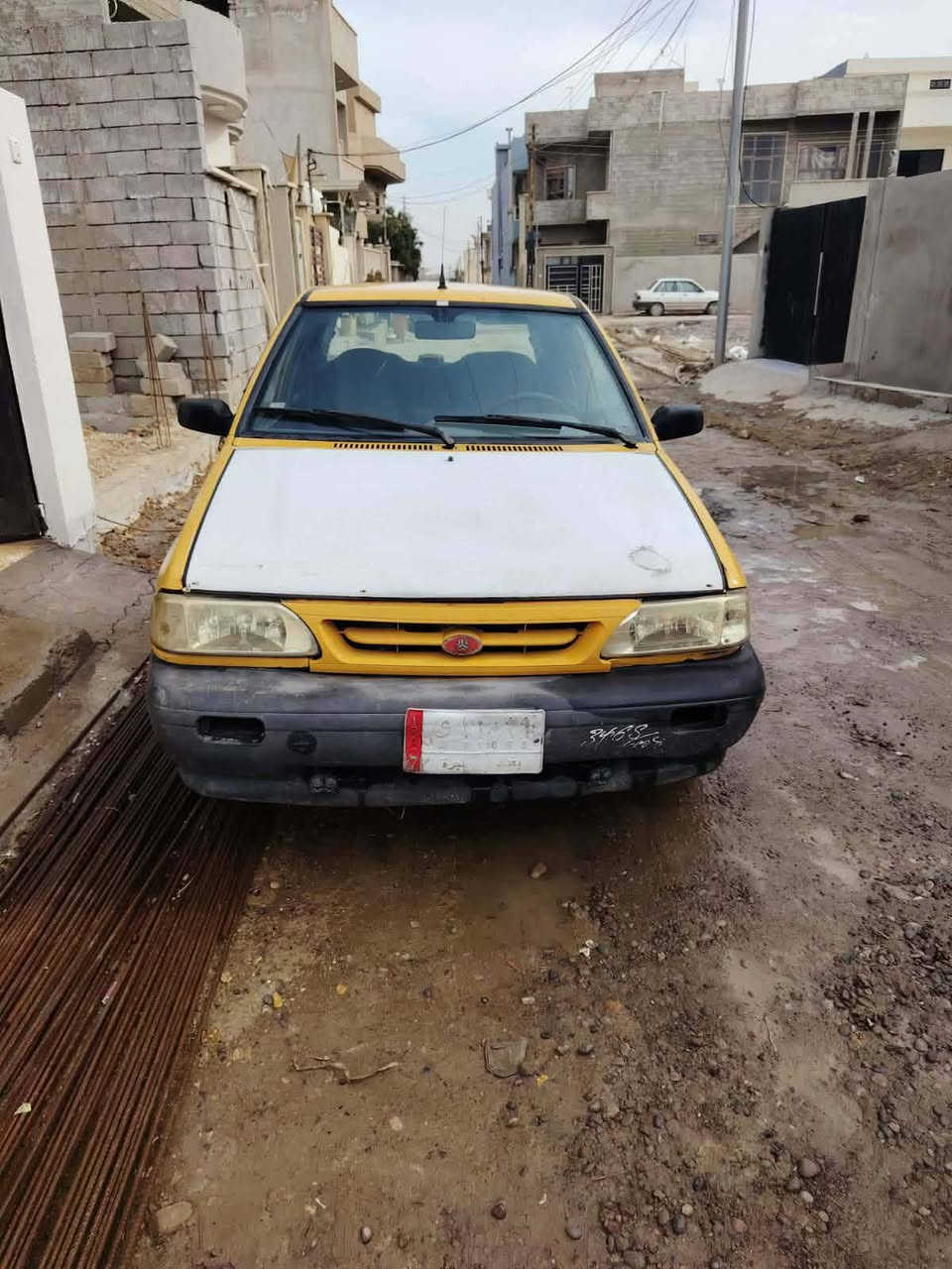 للبيع 2014 سنويه صاقطه صارله 6اشهر شرط تحويل زوج تاير باتري جديد طخم مرتب مابي شي شاشه بيها مكاني الموصل كدام العين غرامه وهيا عليك صافي 12ورقه رايده هيا وغرامه عليها 450الف ***********
