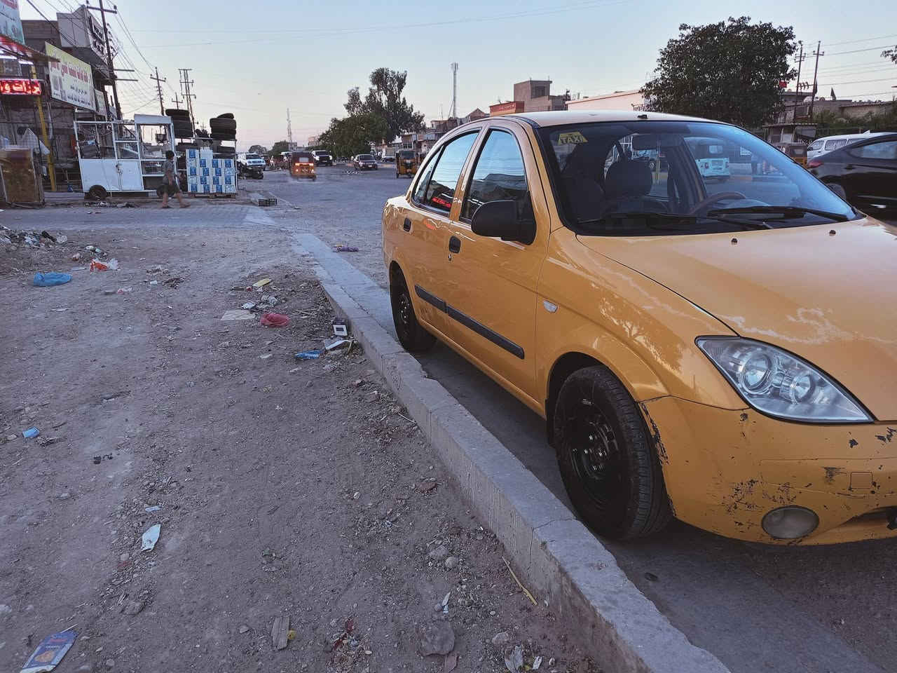 سلام عليكم طيبه 15 سياره جاهزه ونضيفه مكينه وكير صدر كهربائيات تبريد كله شغال وجاهز ماتصرف عليها ربع كبل لشارع بيها نص جاملغ امامي مصبوغ فقط سعرها 36 ؟***********
