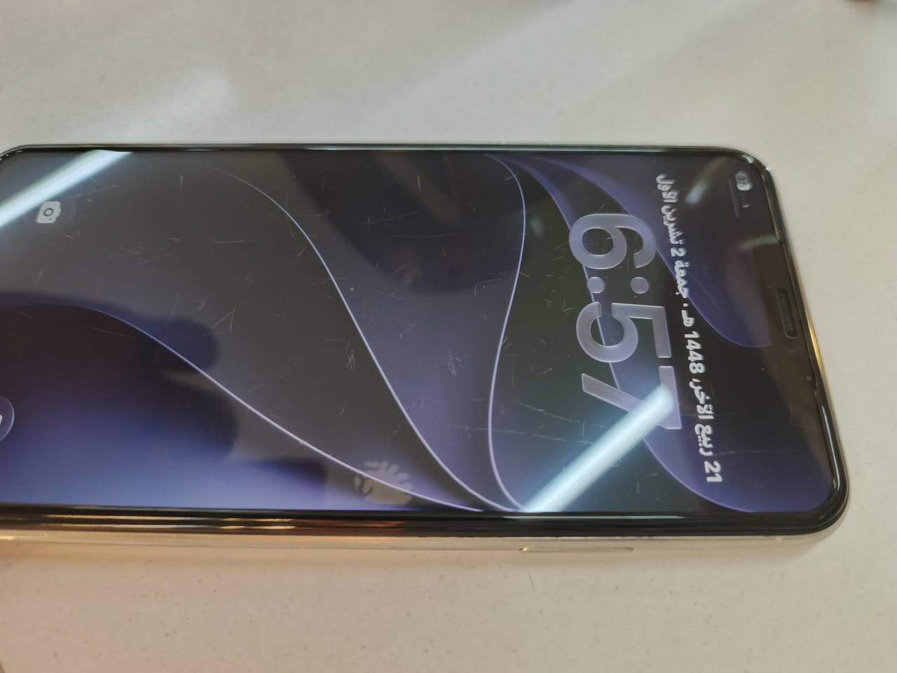 ايفون 11برو ماكس 
ذاكرة 256
بطاريه 100 مبدله 
جهاز فقط بي شخوط خفيف بشاشه 
سعر 350 وبي مجال بسيط 
شراي اتصل ***********

نص مكتوب في الصور:
- 6:59
- حالة البطارية والشحن
- رسالة مهمة حول البطارية
- تعذر التحقق من أن بطارية هذا الـ iPhone بطارية أصلية من Apple. قد لا تكون التفاصيل دقيقة تمامًا.
- لمعرفة المزيد
- الحد الأقصى للقدرة
- 100%
- هذا قياس لقدرة البطارية مقارنة بقدرتها عندما كانت جديدة. قد تتسبب القدرة المنخفضة بتقليل ساعات الاستخدام بين عملية الشحن والأخرى.
- أقصى قدرة للأداء
- الـ iPhone غير قادر على تحديد عمر البطارية.
- شحن البطارية المحسن
- للحد من استنزاف عمر البطارية، يتعلم الـ iPhone من عادات الشحن اليومية، بحيث ينتظر ولا يتجاوز 80% حتى يحين موعد حاجتك إلى استخدامه.
