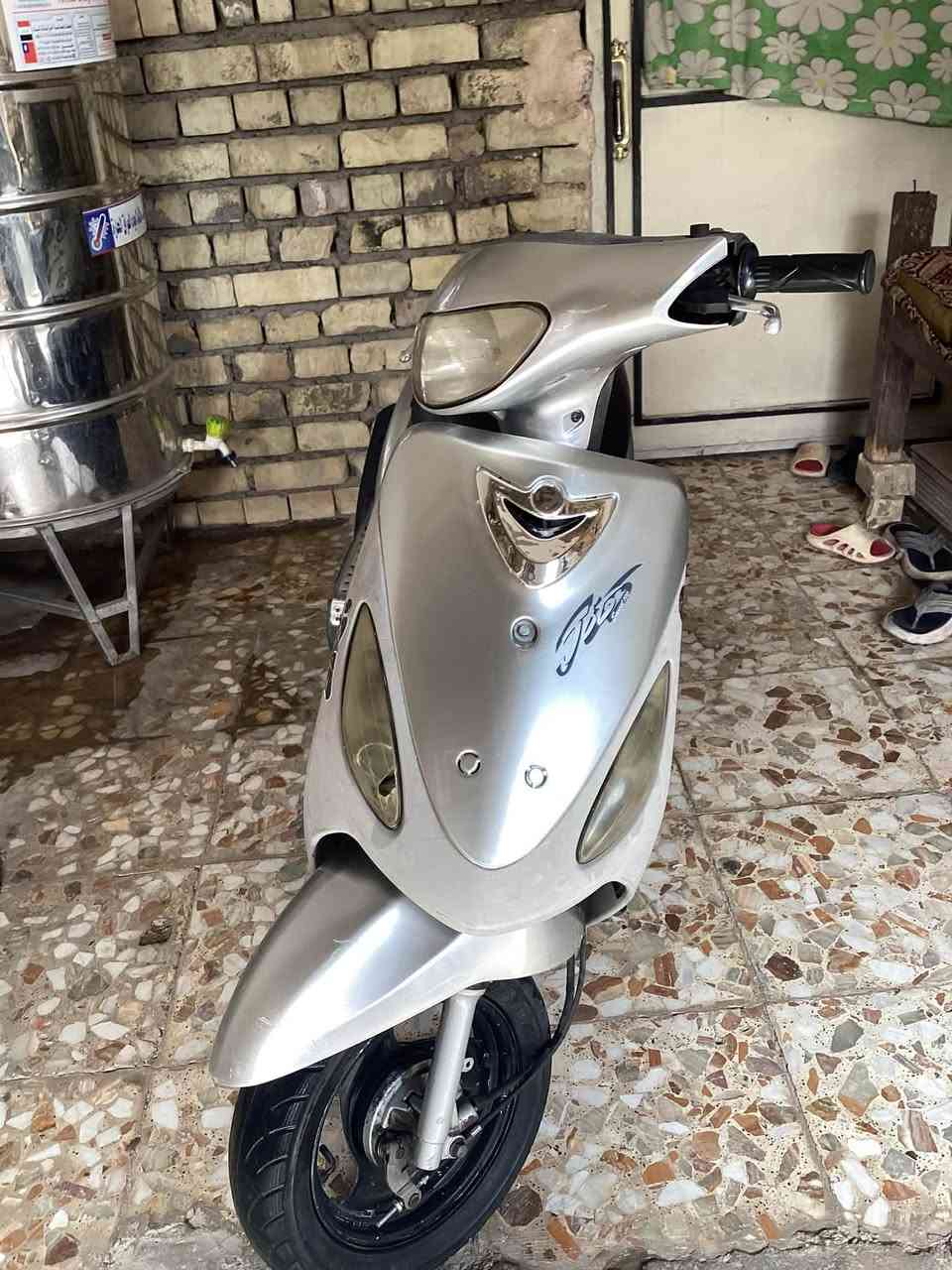 سلام عليكم دراجه البيع ماكس منغولي دراجه مكينه رياضيه دراجه شلعه ومعدل خير من الله كفر تجاري وعدي الصلي شوي جارد لصبغ ماله دراجه نقصه تريشه وقبق مال باتري كامله كهربايات شغاله شغاله سلف هندر السعر 425وبيه مجال المكان بغداد الشماعيه رقم ***********
