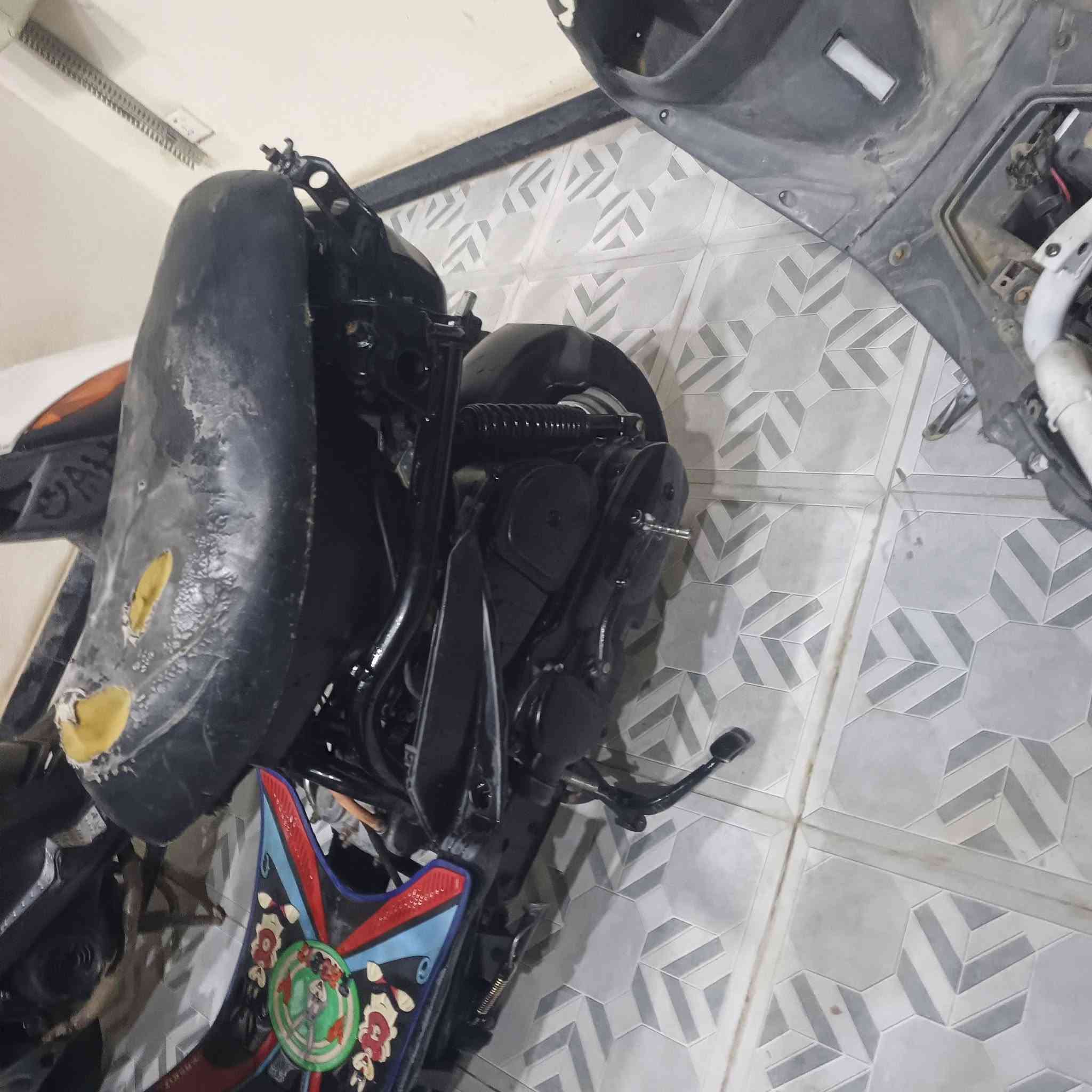 ملاحظة يحتاجلها كافر امامي او دوشمت الكشن
ماكس بوش 49 مكينه خرسه من اول هندر تشتغل او سلف يحتاجله شخاطه سعر قفل بدون عمل 250 قفل قفل 
مكاني صويره حي الاسرى ***********
