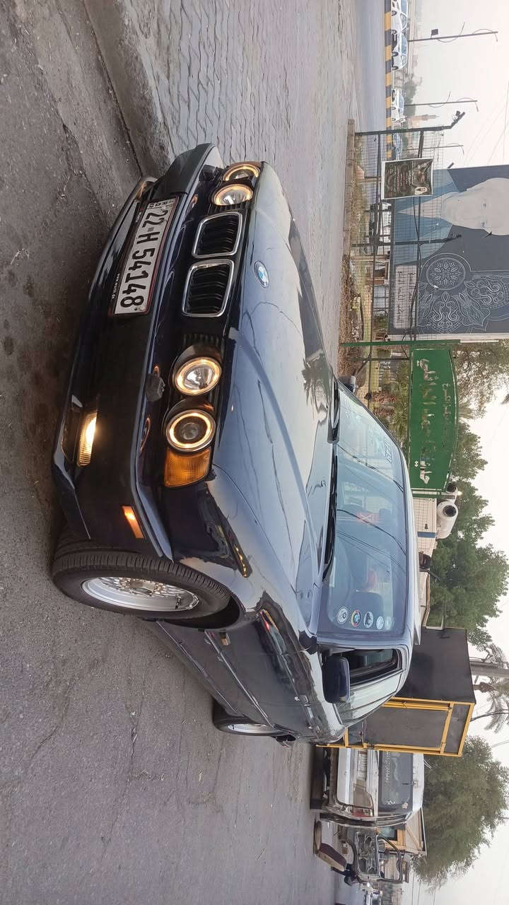سلام عليكم
BMW 525

لبيع مكاني بغداد 

سياره مكفوله من كلشي 

مصغوغه صبغ عام 

مسكر  بسمي لتحويل مباشر 

رقم ***********

الإتصال
السعر 73
