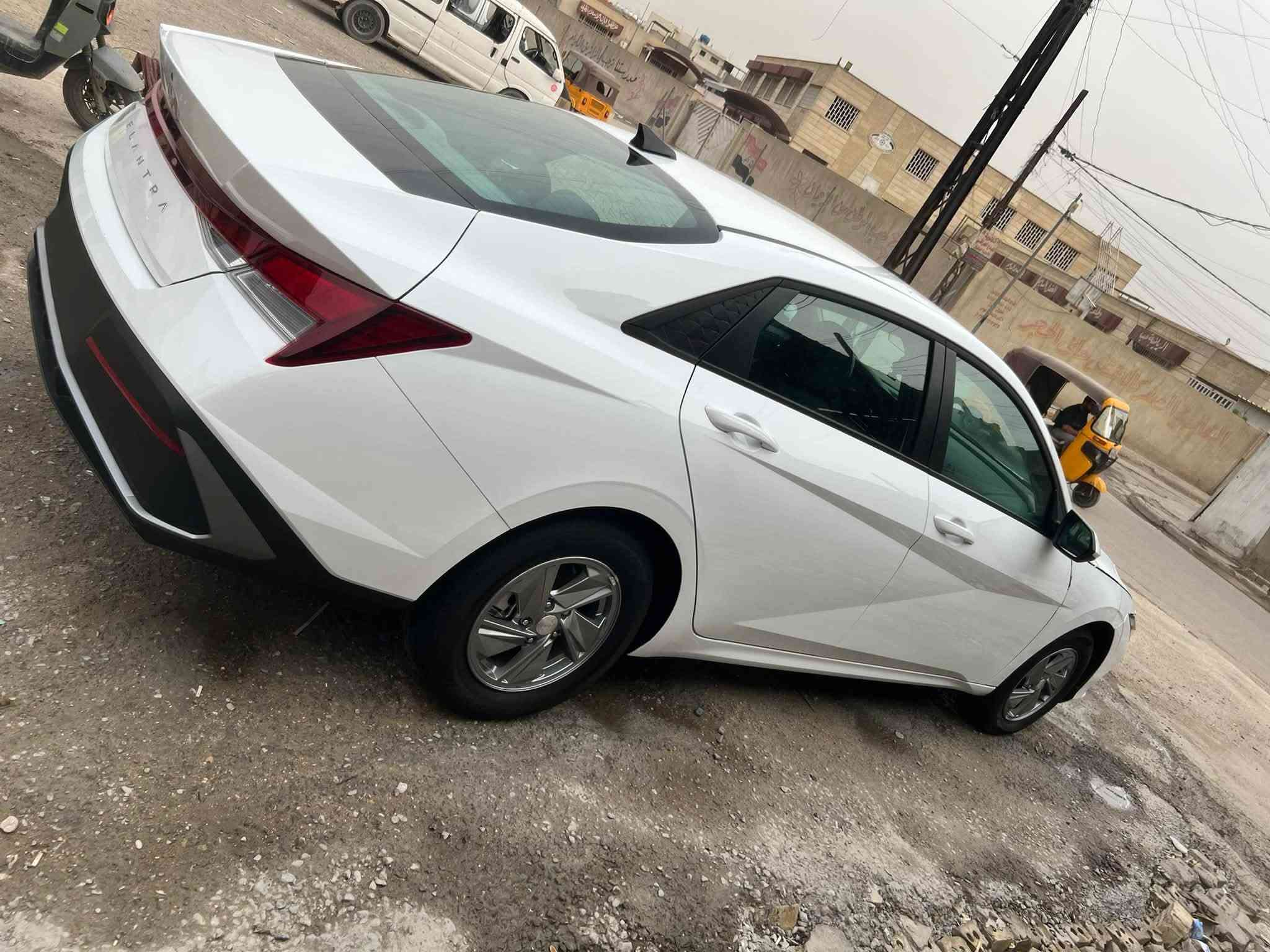 النترا SE • ٢٠٢٦ • وارد امريكي