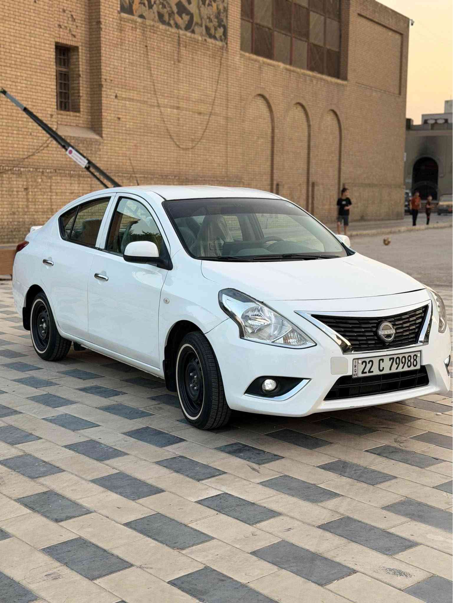 نيسان سني مديل 2022 -  هندية بليته زركه أصلية بحالة ممتازة للبيع
​المحرك: 1500 CC (بحالة الوكالة، محرك جديد ونشط جداً). كير مكينة مكفولات 
​السيارة مكفولة وجديدة جداً، بعدها بخيرها تحكمات ستيرن حساسات خلفية شاشه لكزز كامره خلفيه شادلها كأمره خلفيه تخم تاير جديد اربع سماعات جدد سيارة كل نقص مابيها 
ماشية 55الف
على وضع الشركة مال بيت السيارة باسمي
رقم اربيل هزتهاجديده ​السعر:109وبيها مجال
​السيارة نظيفة جداً ومناسبة للي يدور سيارة عمل واقتصادية وما تحتاج أي مصروف.
مكان بغداد العطيفية
قرب صاج البديع لاستفسار 
*********** بغداد, العراق
