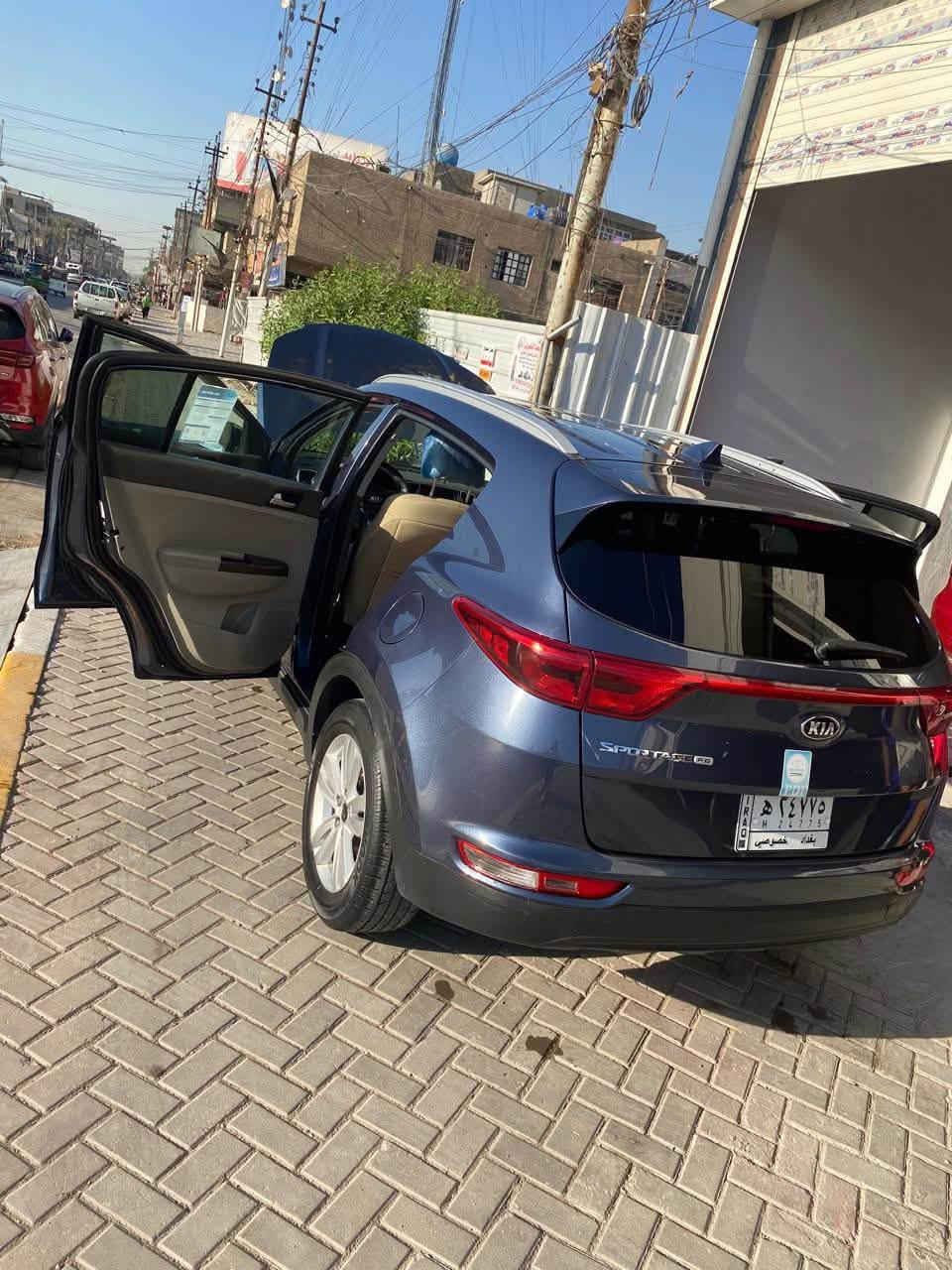 كيا سبورتج موديل 2017 رقم بغداد وارد امريكي كلين بدون حادث بدون ايرباك بارد فقط  ماشيه 100 محرك 2400 مواصفاته شاشه كامره كشن كهرباء ويل كب سياره جديده مكاني بغداد السعر 140 

***********

نص مكتوب في الصور:
- bidfax.info