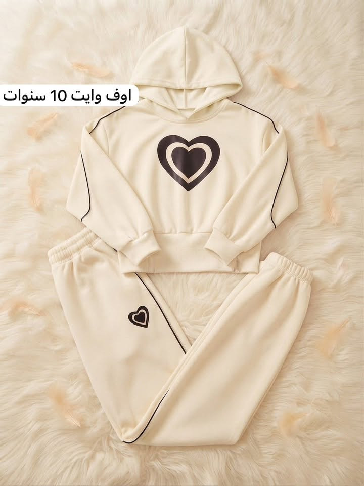 شي ان جمال للحجز مراسلة الواتساب
‪***********‬

نص مكتوب في الصور:
- سنه ونص
- يلبس 13 سنه (محير)
- اوف وايت 10 سنوات
- بناتي 10 سنوات
- بهاري 7 سنوات