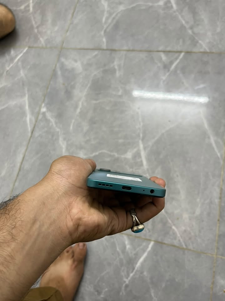 سلام عليكم جهاز اتيل 100C ذاكره 128 جهاز مستخدم سبوع كارتونه غراضه كامله رقمي ***********المكان بغداد السعر خاص واتساب
