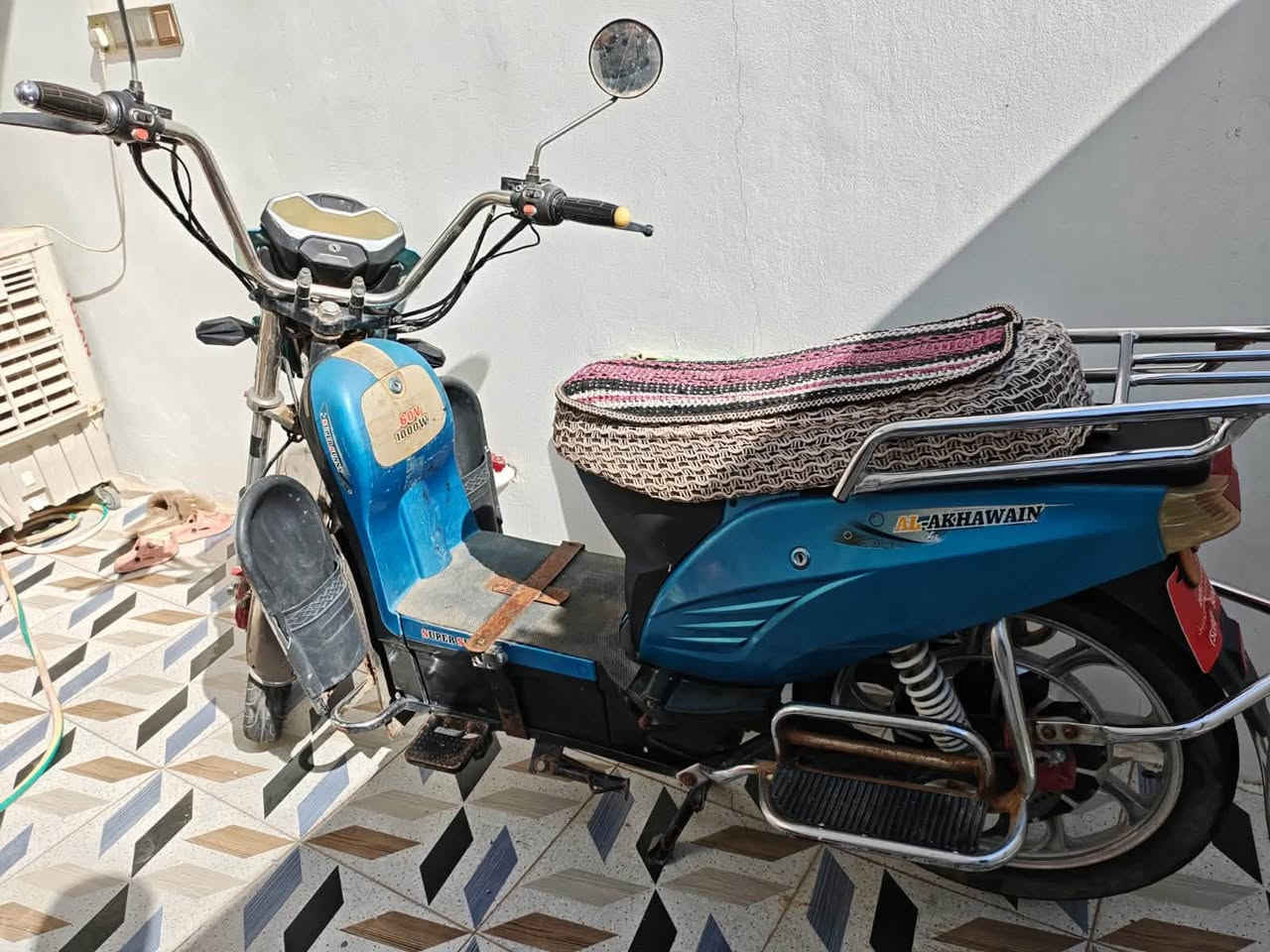 بدون بطاريات !
دراجة هارلي للبيع 

بدون بطاريات 

-تاخذ ٥ بطاريات 

-جهاز انذار 

-تشغيل عن بعد 

-دبل سويج 

-دبل بصمة 

-لايت زنون عالي ناصي 

-نظام Rرجوع إلى الخلف 

الدراجة كاملة بس نقص بطاريات

سعر ٢٠٠ وبية مجال 

مكان فلوجة ناحية الصقلاوية  

***********٣ متوفر واتساب
