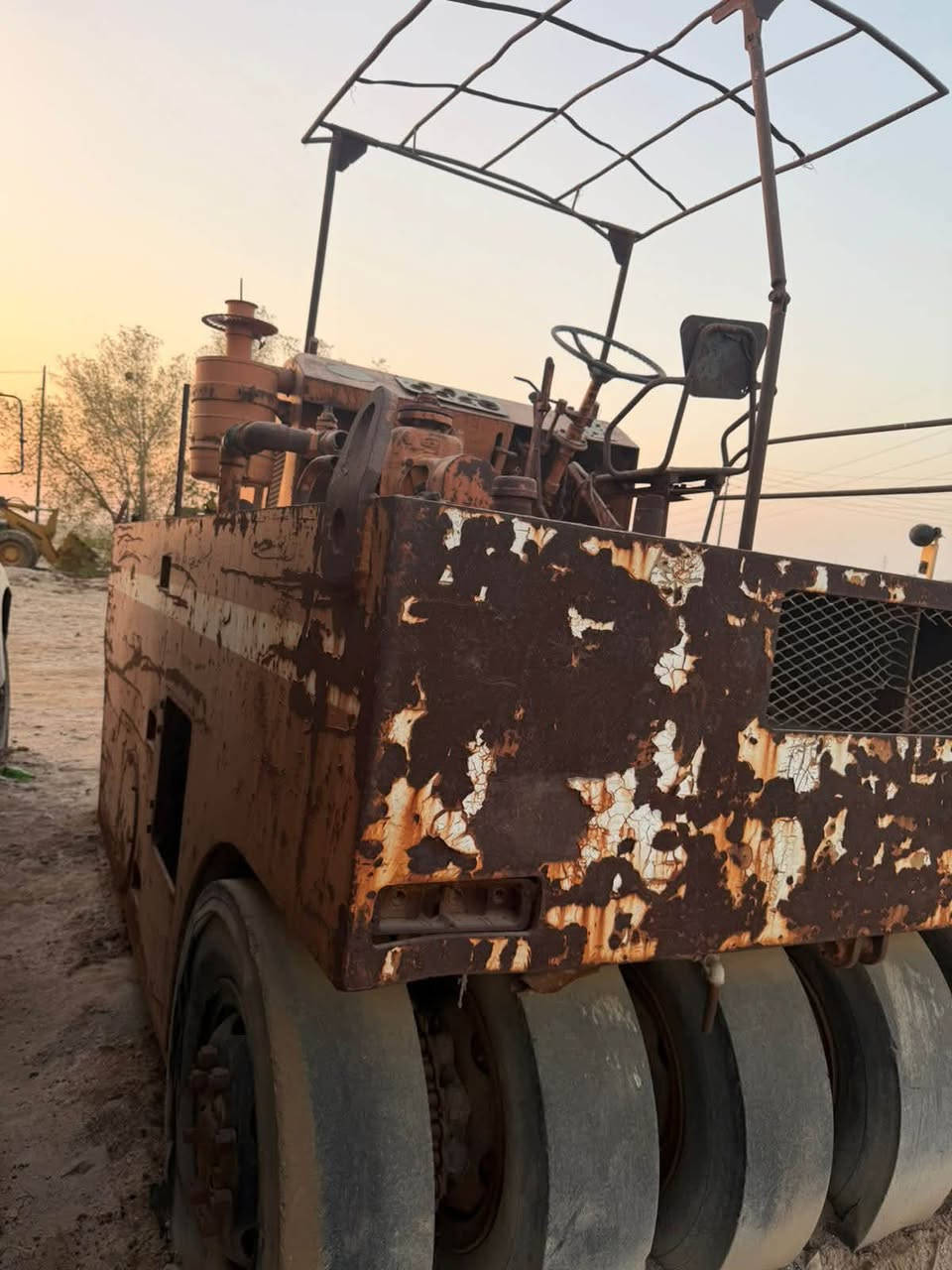 السلام عليكم
للبيع حادلة مطاطية موديل ثمانينات بدون اوراق ***********

