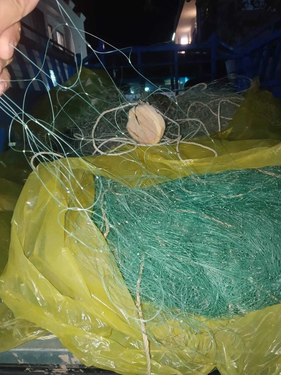 ٢٥ • شبكة كبيرة • قليل الاستخدام