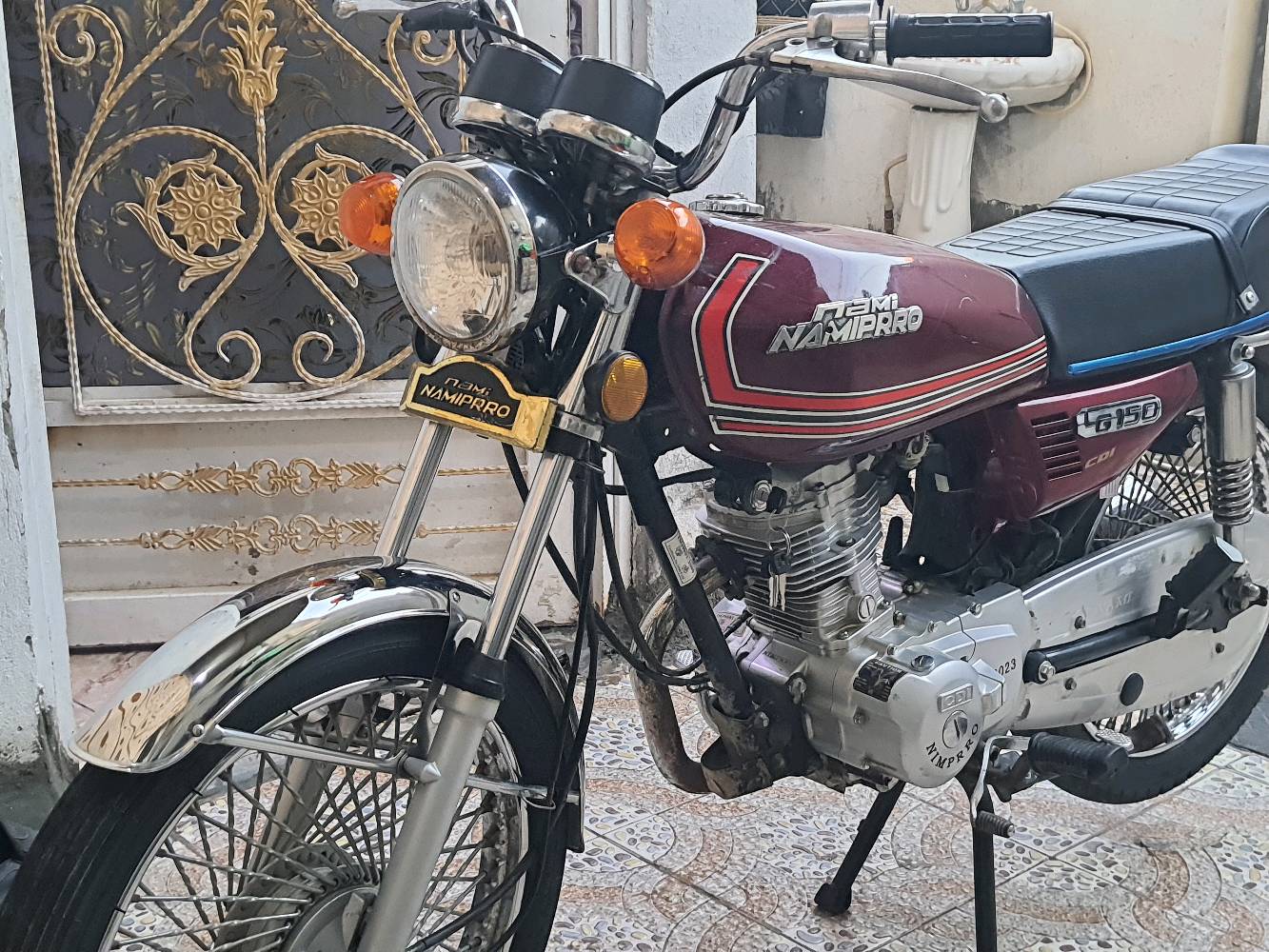 نامة برو غطاس 2023 
دراجة نضيف حلوة ناعمة محرك مفتوح 
بيها رقم وسنوية مكان نجف
الأوراق شنو وضعها بالضبط: استمارة، رقم، وبيها أي حجز أو ملاحظة؟: 
رقم وسنوية
تريد أضيف إن الفحص متاح، وشنو وقت/منطقة الفحص بالنجف؟: 
تفحص يمي تعجبك شايف خيرها
شنو السعر النهائي أو حدود النقاش حتى أكتبه بالوصف؟: 
بيها مجال قليل