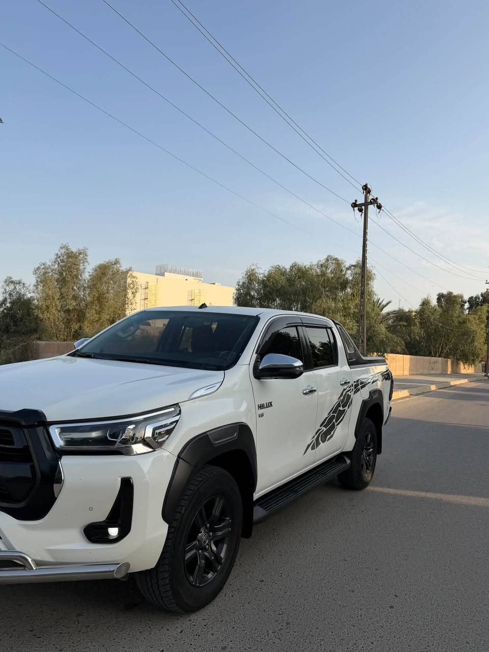 السلام عليكم
هايلوكس  Trd
 كفاله عامه بدون بارد بدون صبغ بدون تبديل 
 ساز اعلى مواصفات
موديل : 2022
نوع: اوتماتيك
رقم : بغداد
تحويل ثاني يوم 
مكفولة كفالة عامة
سنوية ماساقطة
اعلى شيء فول مواصفات 
السياره ع وضع الشركة 
مكان السيارة حله مركز مدينه
رقم للاتصال : ***********
