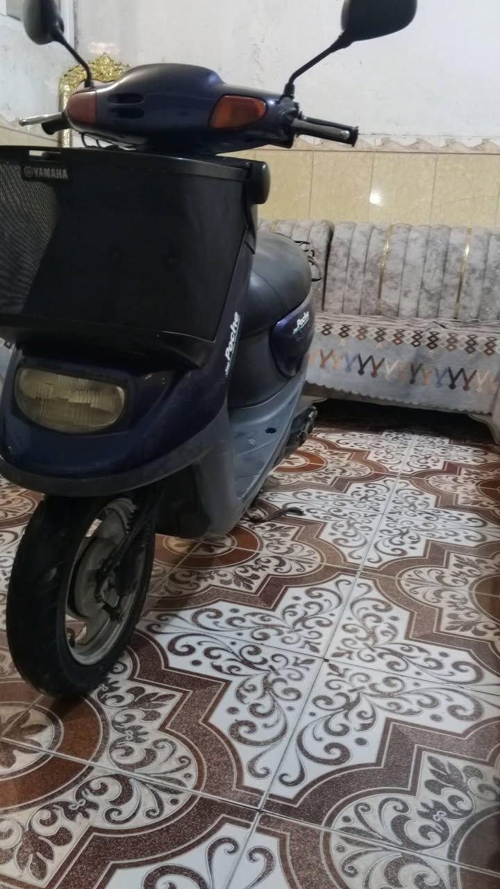 ؤالسلام عليكم شباب دراجه جديده للبيع وصلها وياها اين نقص ما بيها مكاني كربلاء هذا رقمي ***********

